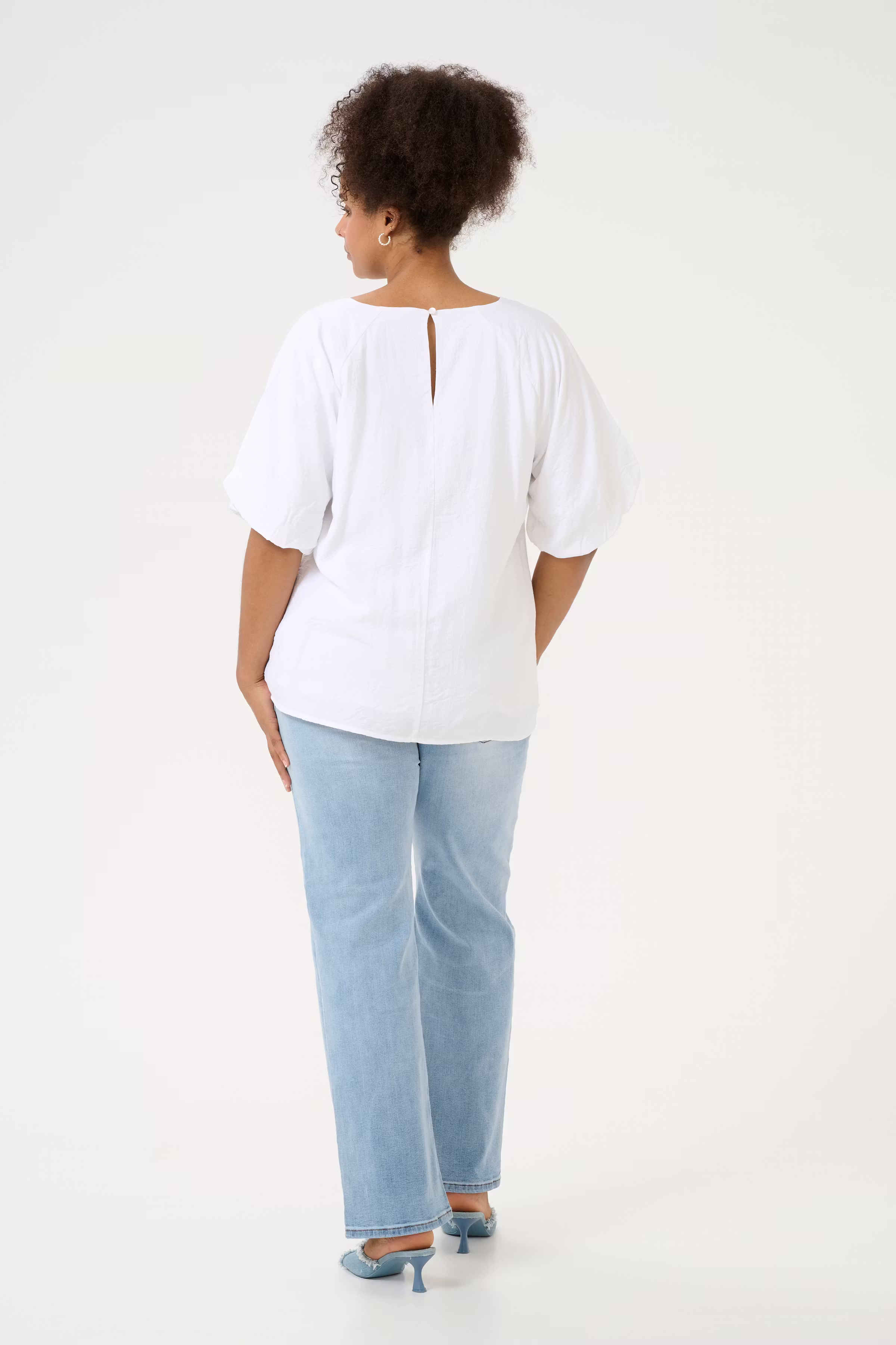 KCgabbi Blouse LOOKBOOK BACK 10583080-110601