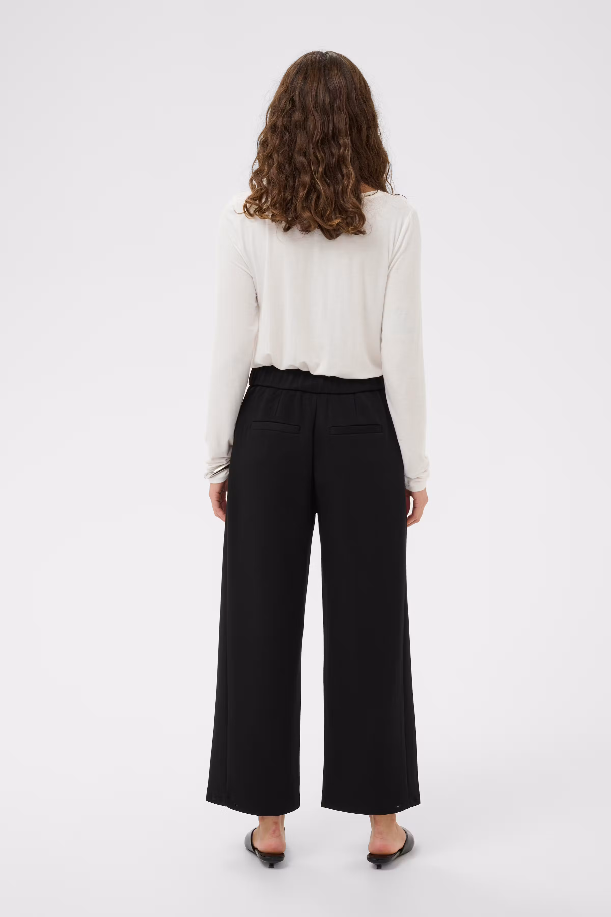 CUbuka Trousers LOOKBOOK BACK 50112741-500012