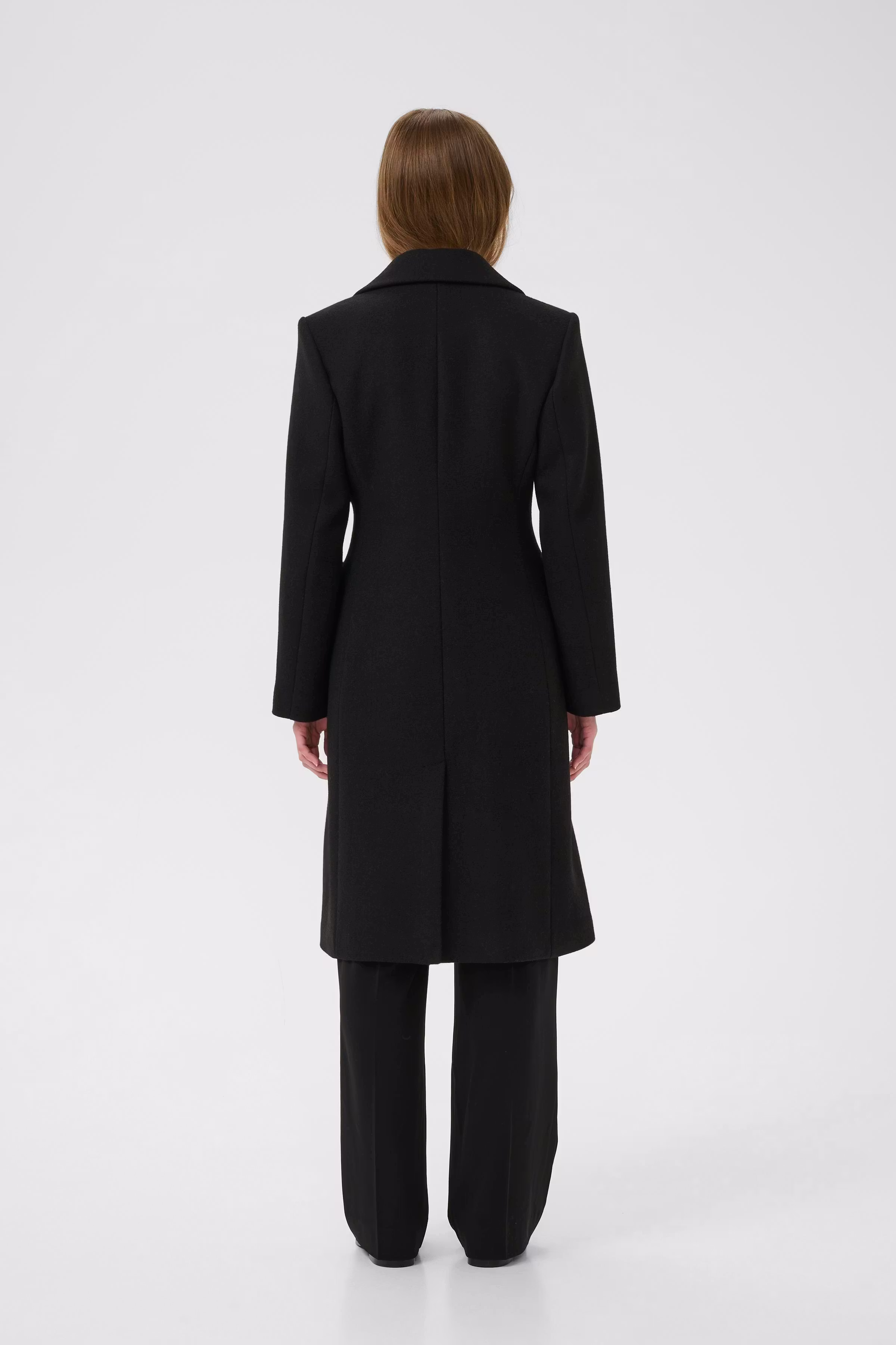 ThoraIW Frakke LOOKBOOK BACK 30110808-194008