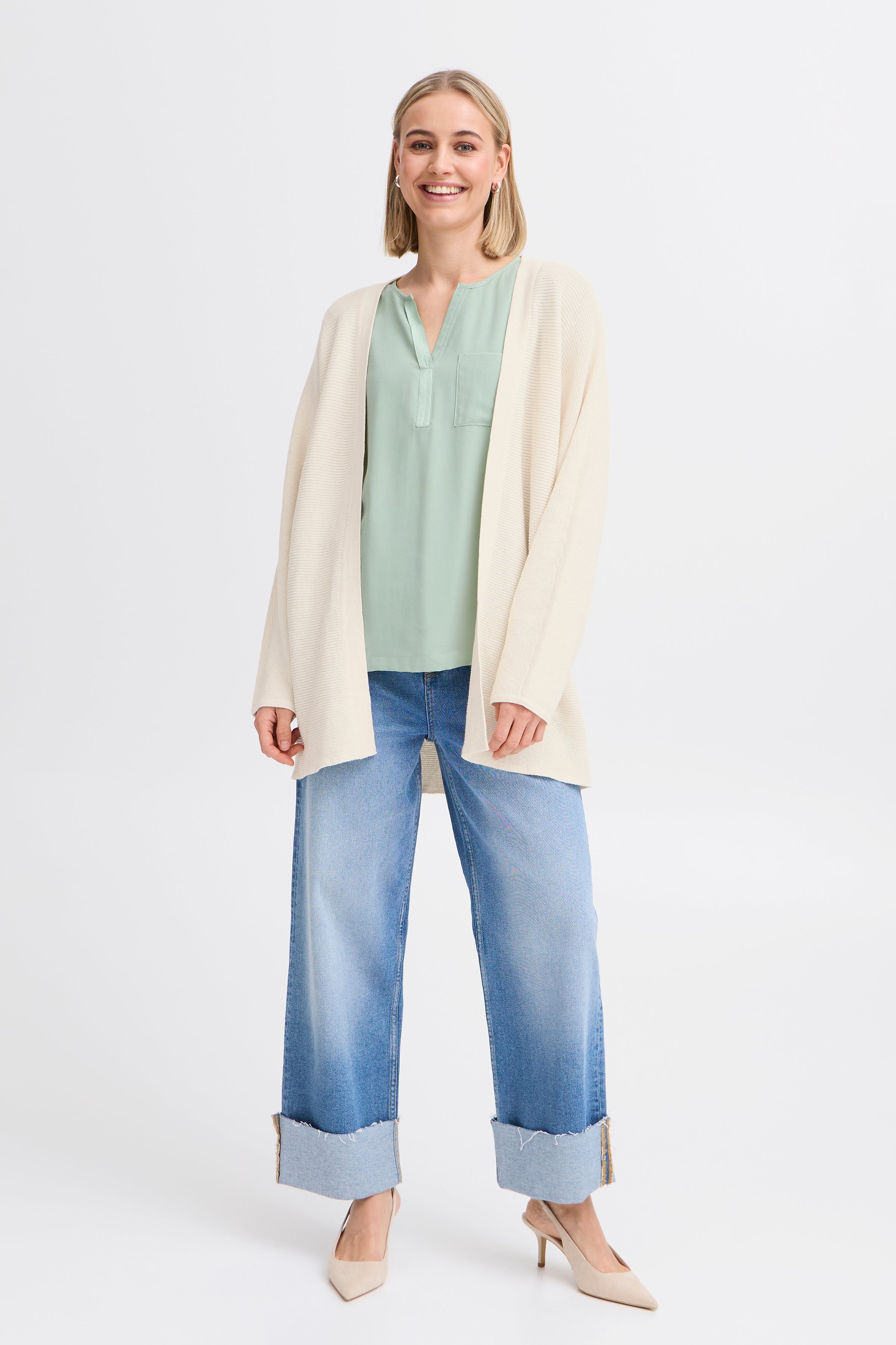 FRSINJA Vest LOOKBOOK FRONT 20615536-110701