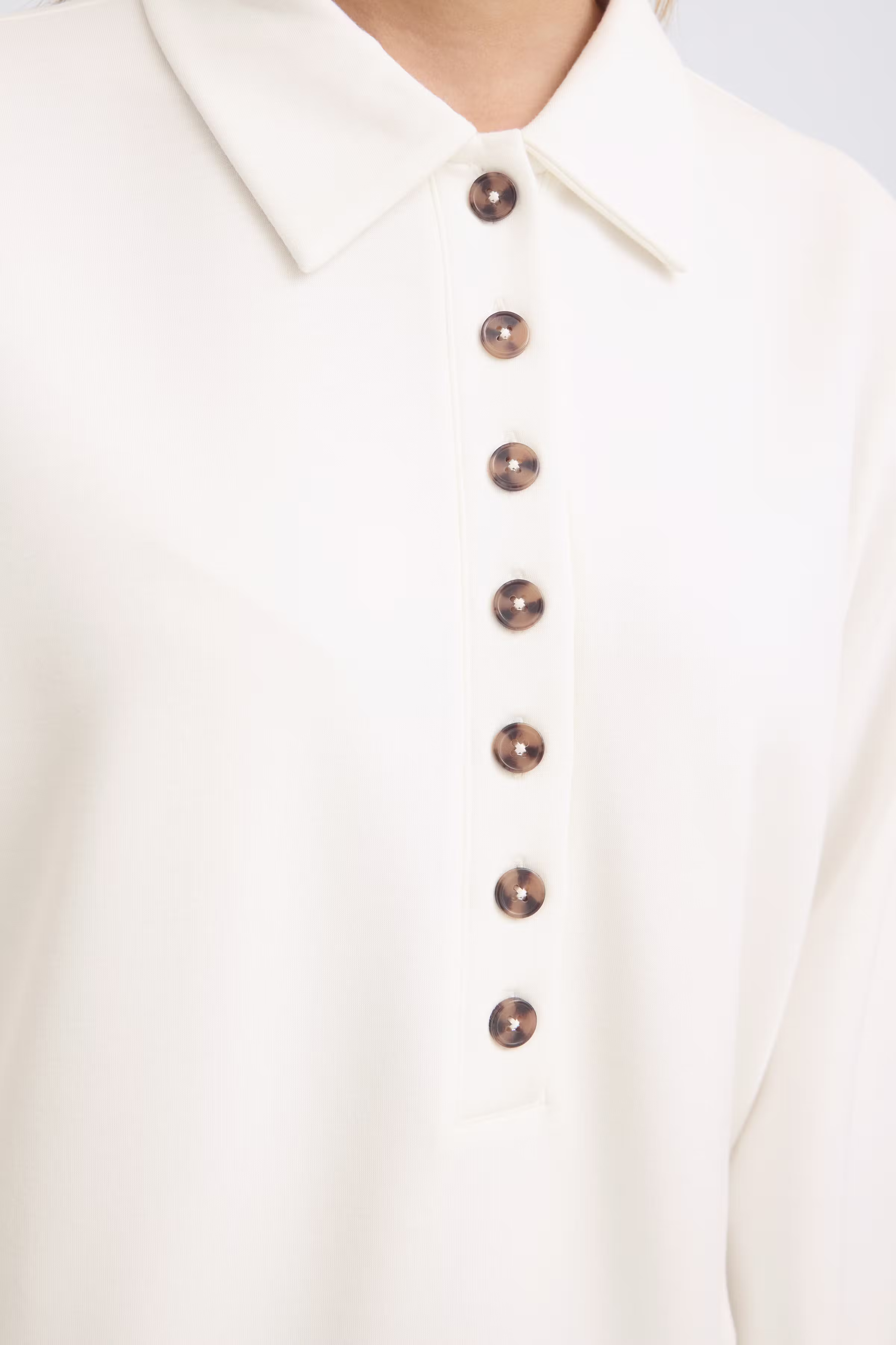 FRAURORA Sweatshirt LOOKBOOK DETAIL 20618036-110701