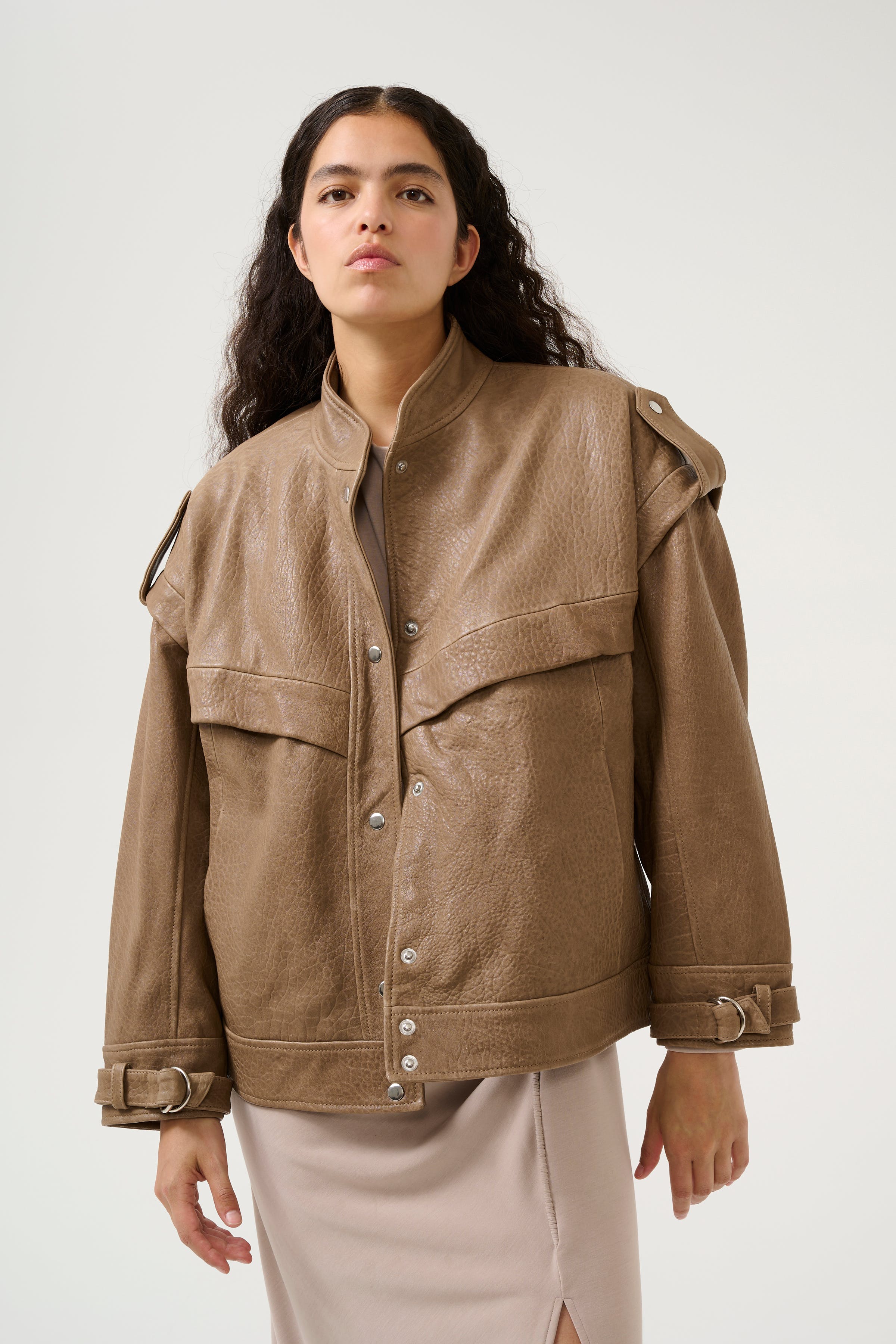 KBUmoja Skinnjakke LOOKBOOK FRONT 10105444-181017