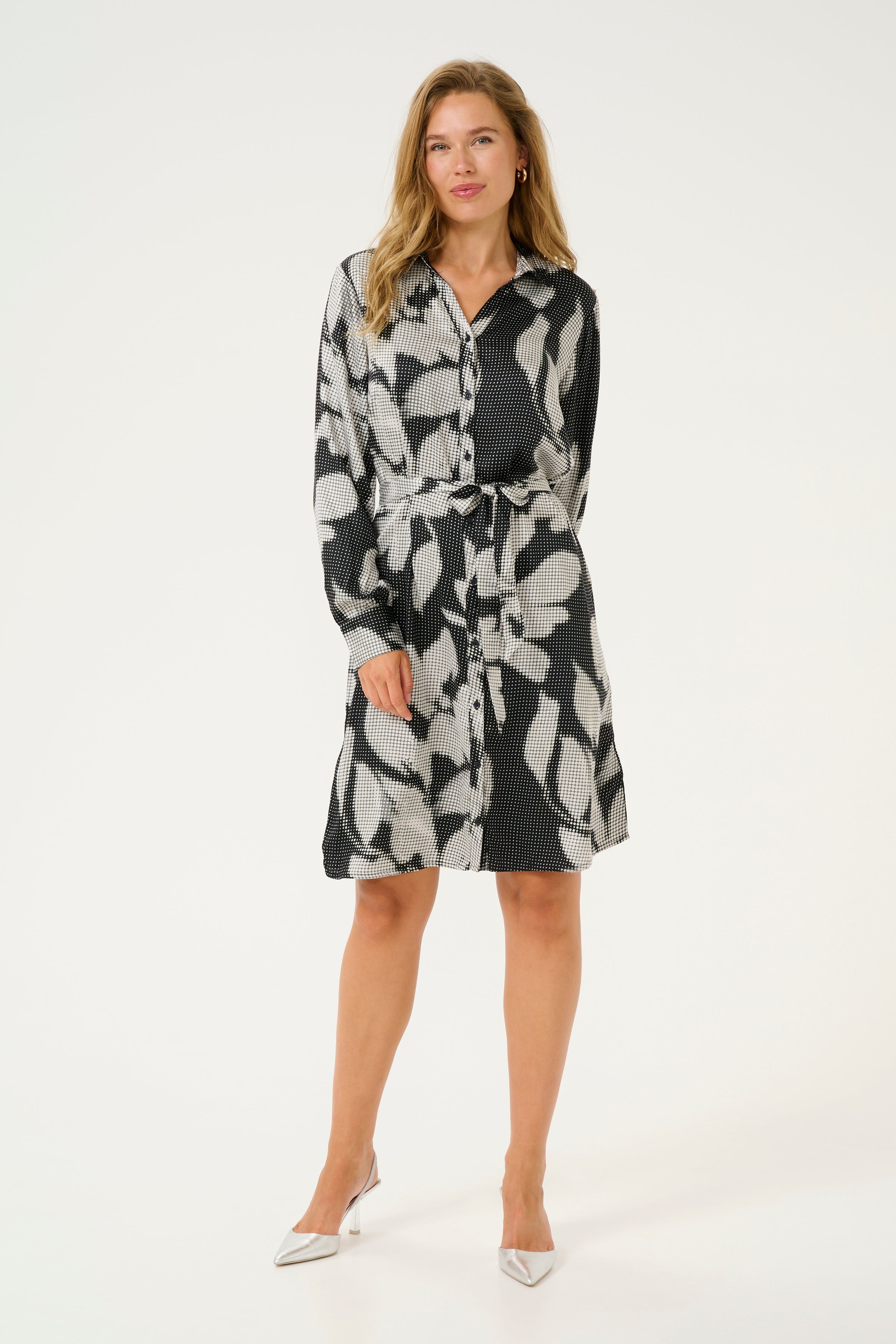 CROmma Kleid LOOKBOOK FRONT 10612851-106829