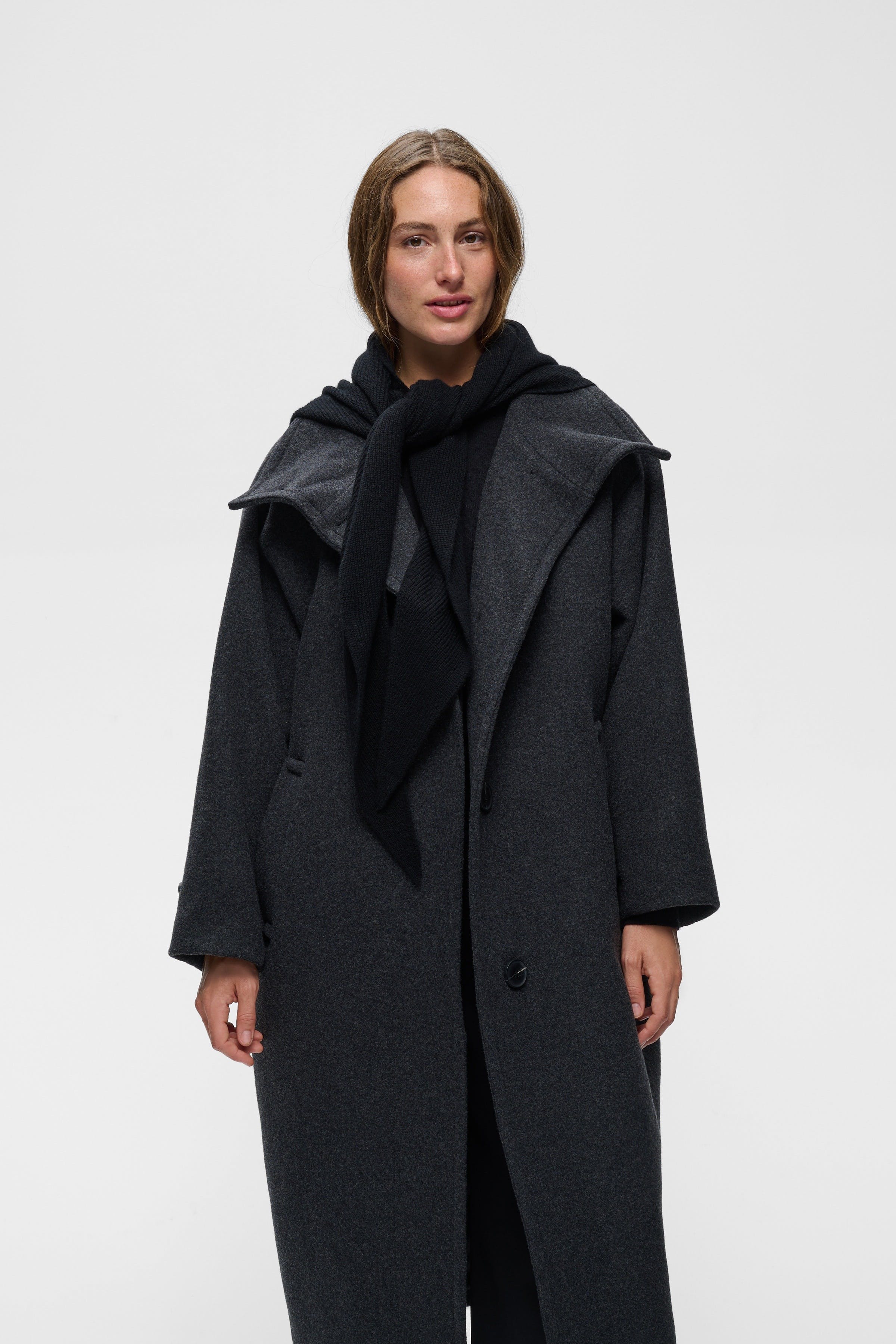 MAEIW Tuch LOOKBOOK FRONT 30113250-194008