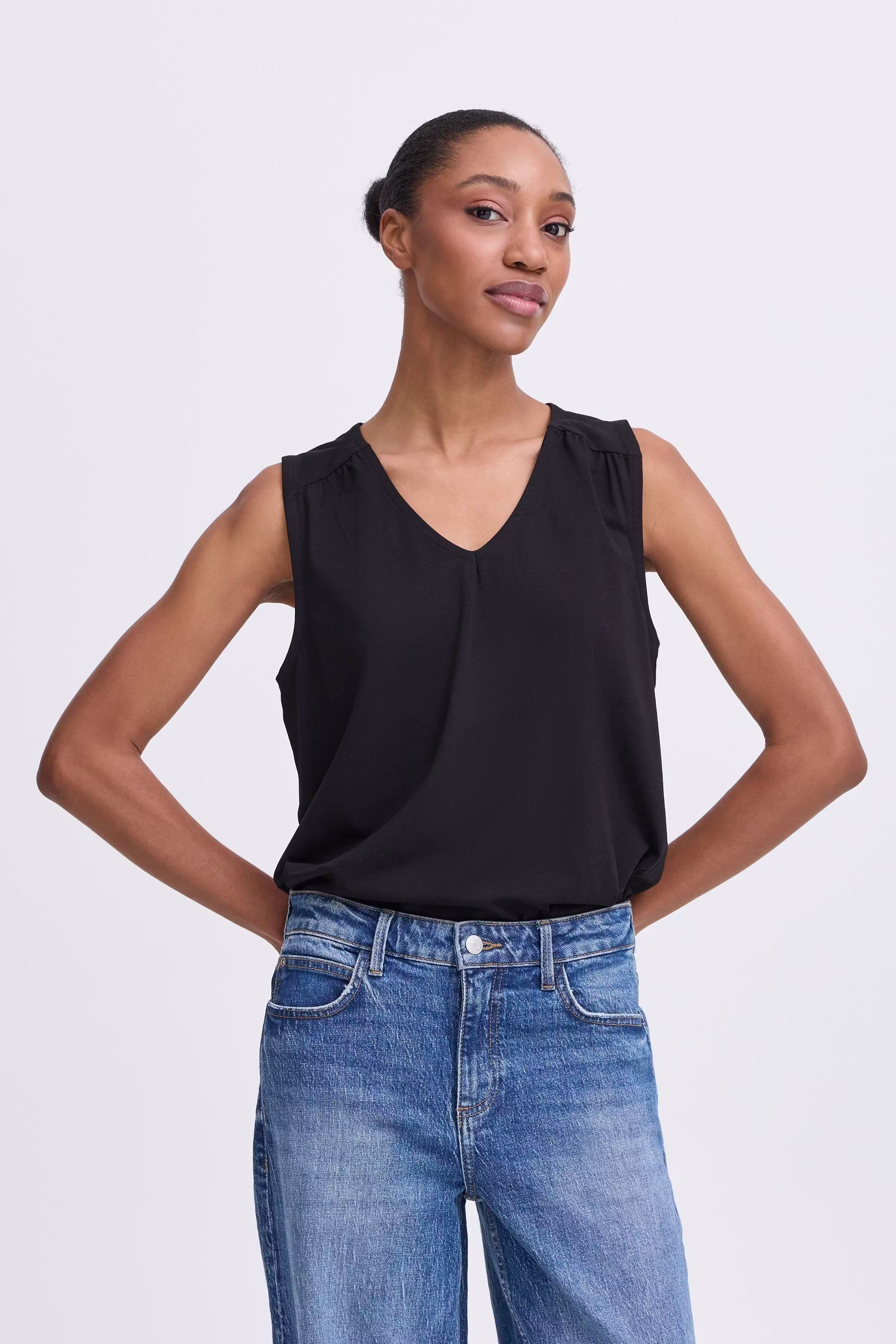 BYPANDINNA Top LOOKBOOK FRONT 20816854-200451