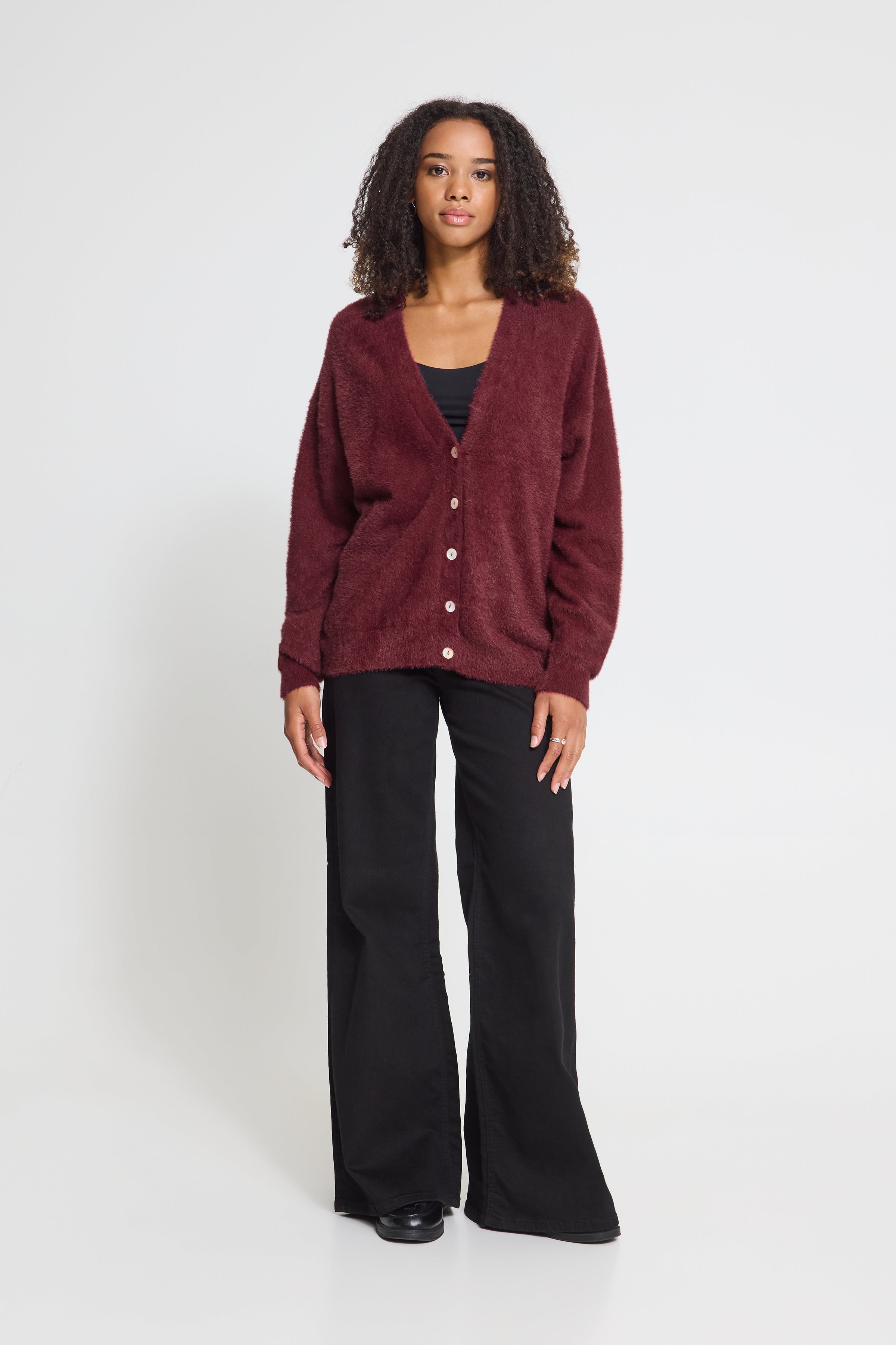 IHBRULA Cardigan LOOKBOOK FRONT 20124620-191522