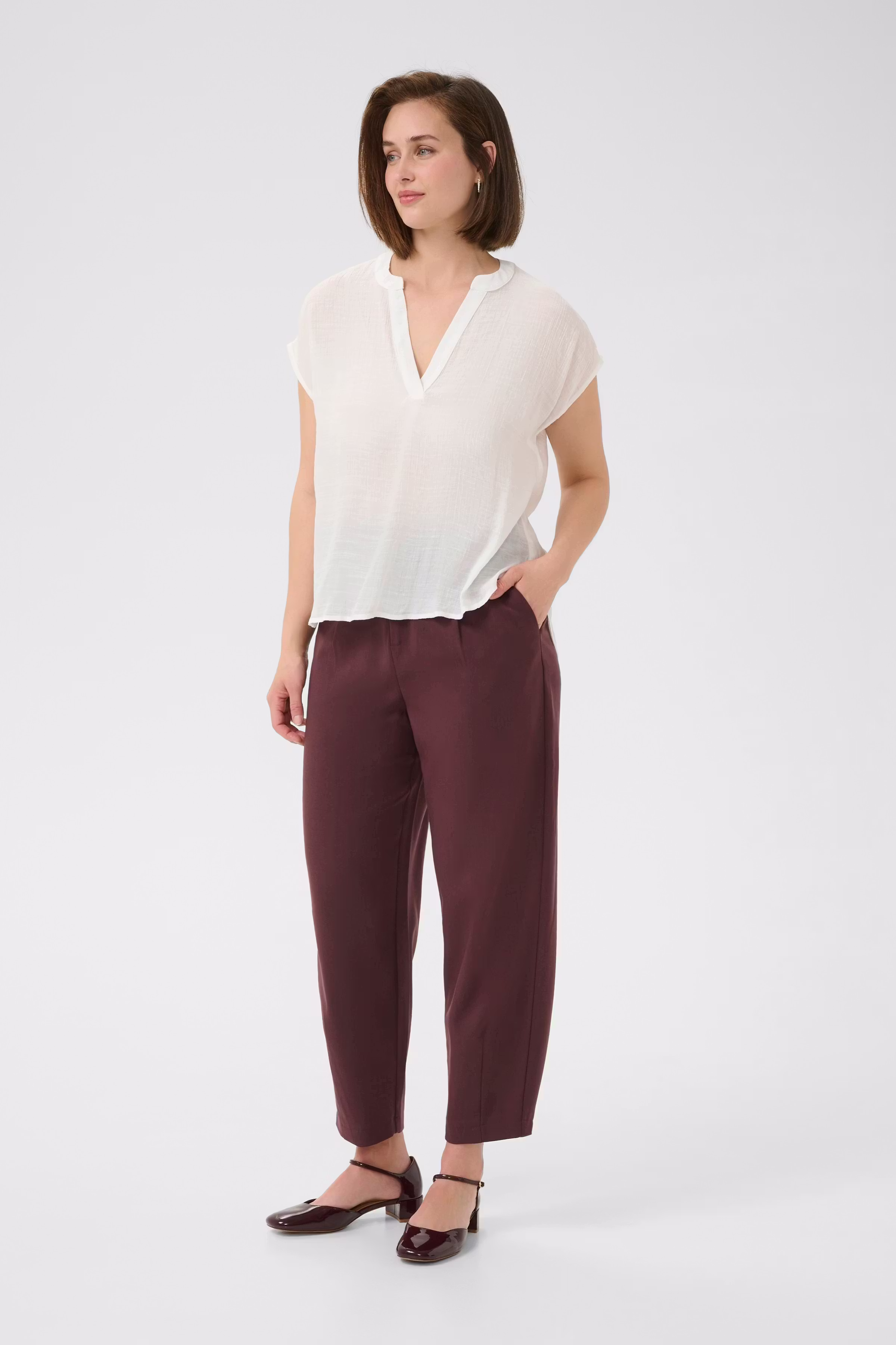 KAanja Blouse LOOKBOOK FRONT 10510118-110602