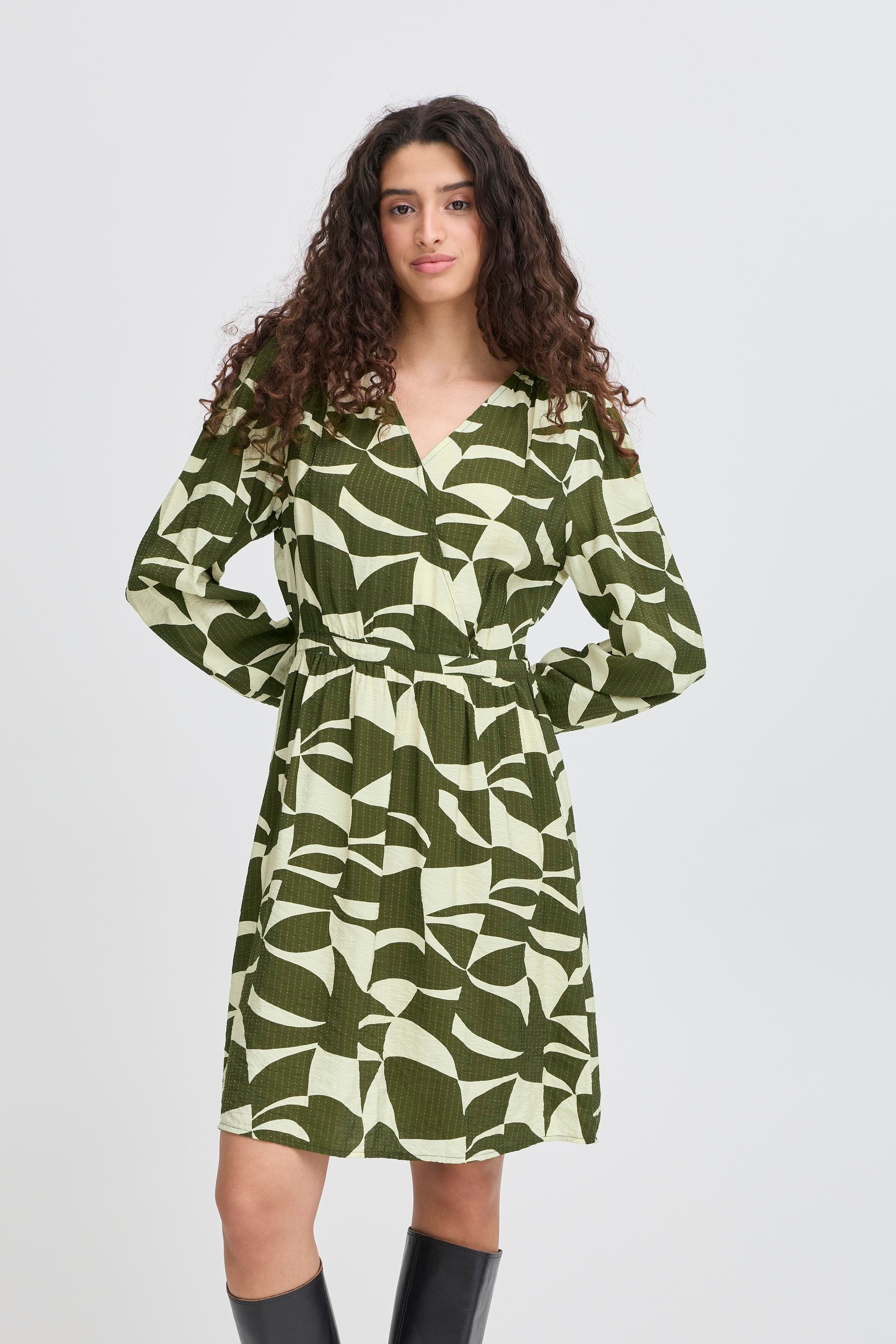 IHLISADORA Kjole LOOKBOOK FRONT 20124282-900000701