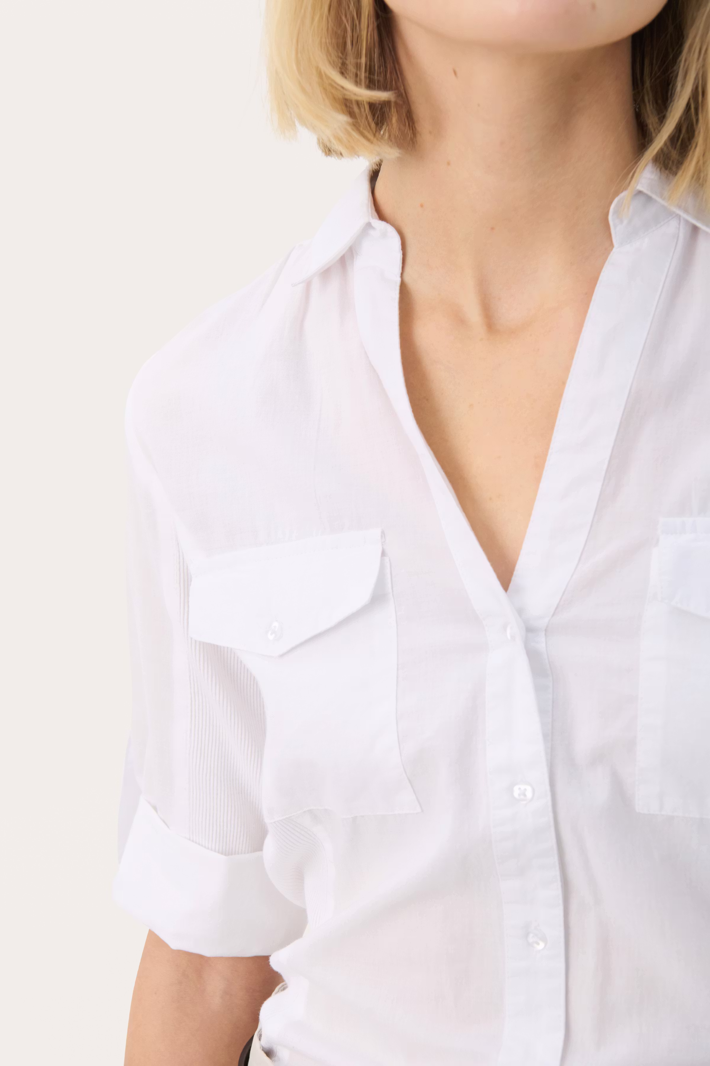 CortniaPW Shirt LOOKBOOK DETAIL 30305975-110601