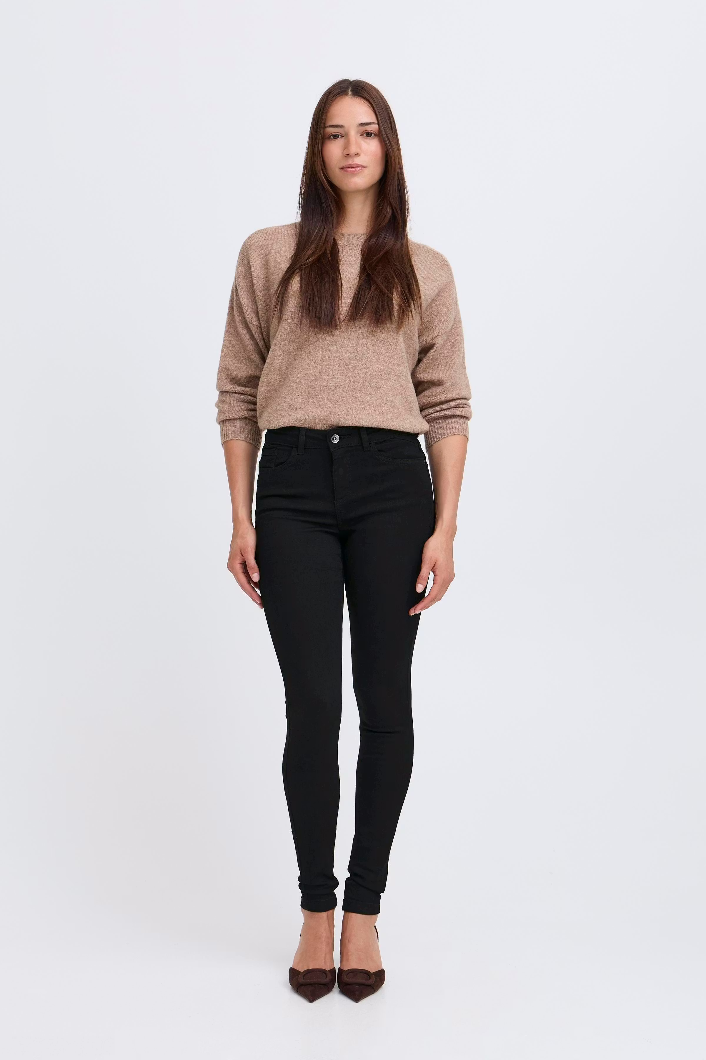 Lola Jeans LOOKBOOK FRONT 20803214-80001