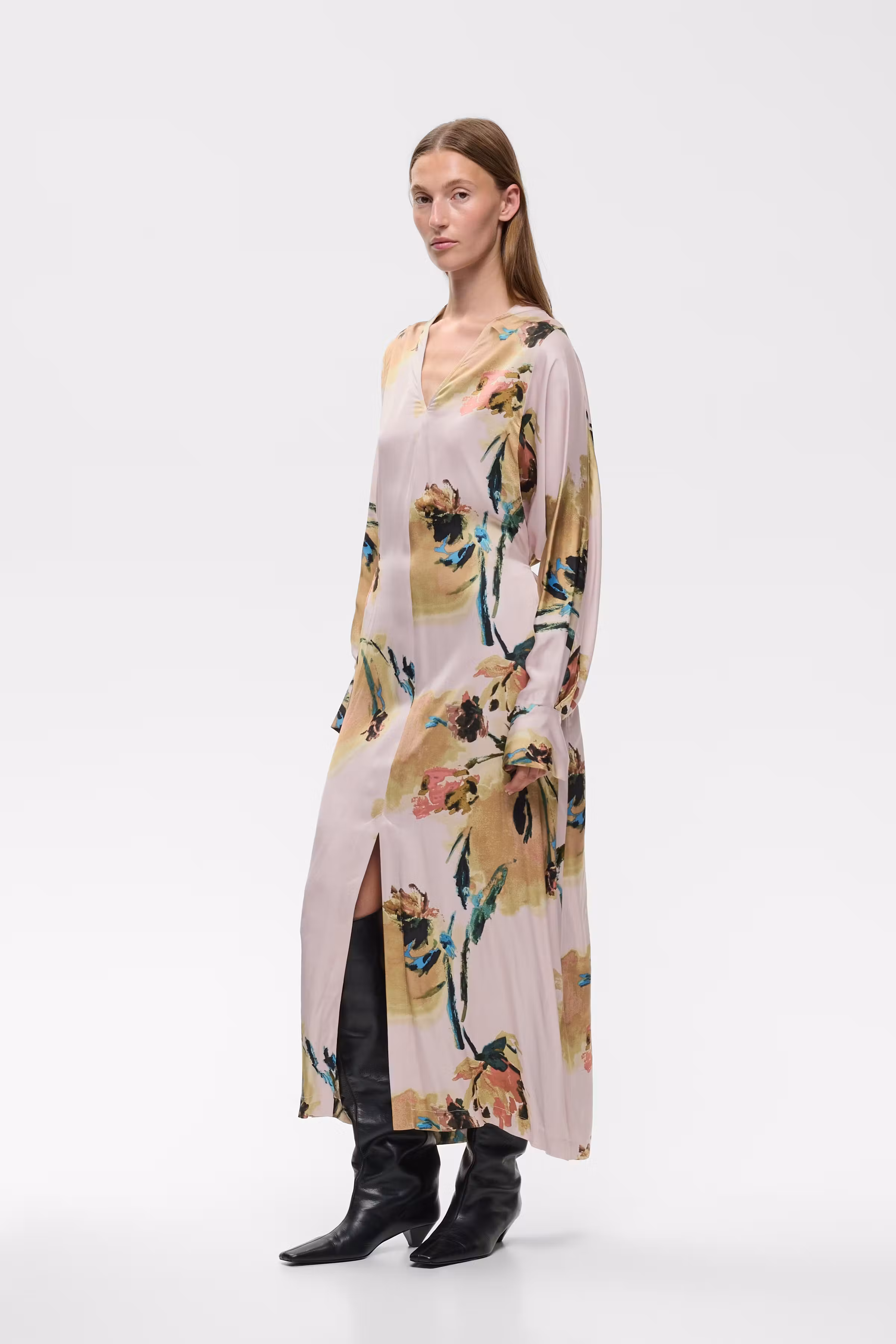 MEADOWIW Kleid LOOKBOOK FRONT 30112824-900013036