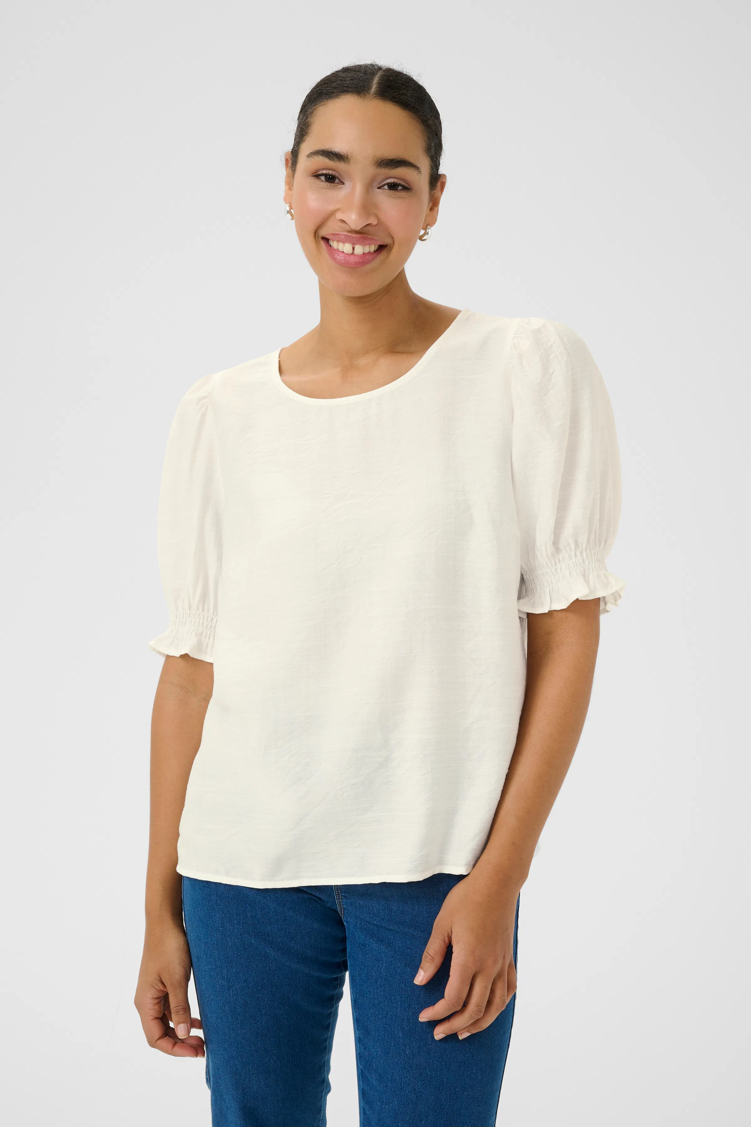 KAlui Bluse LOOKBOOK FRONT 10510779-106482