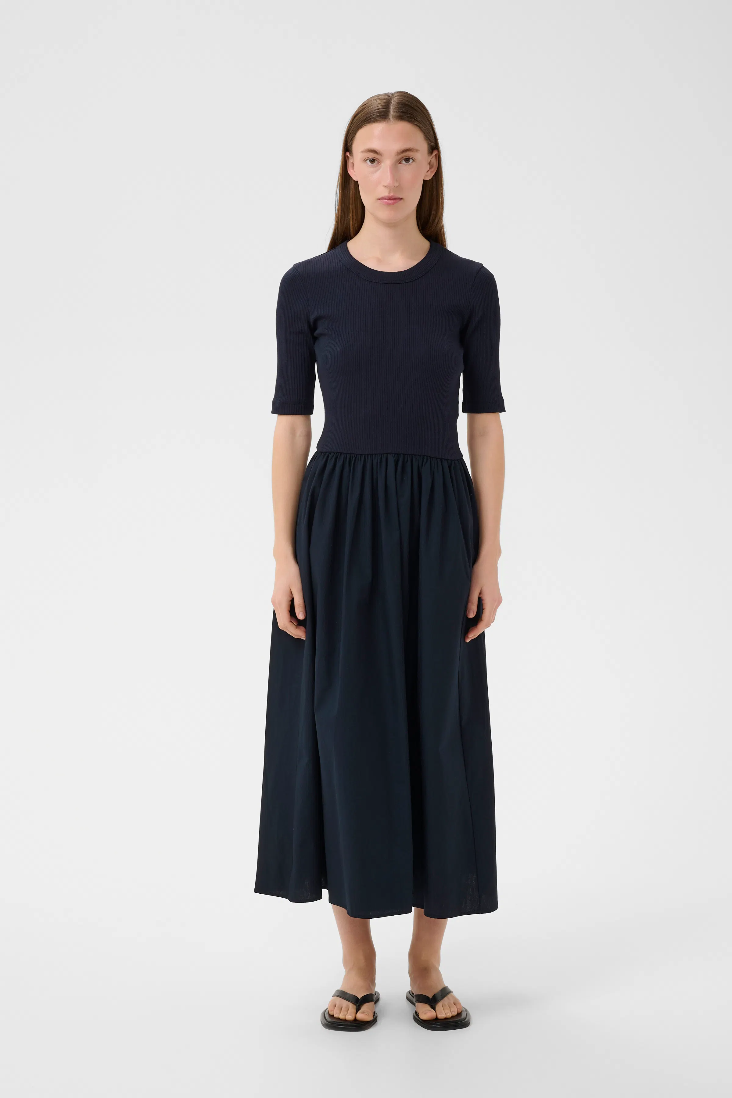 DagnamaIW Dress LOOKBOOK FRONT 30108411-300005