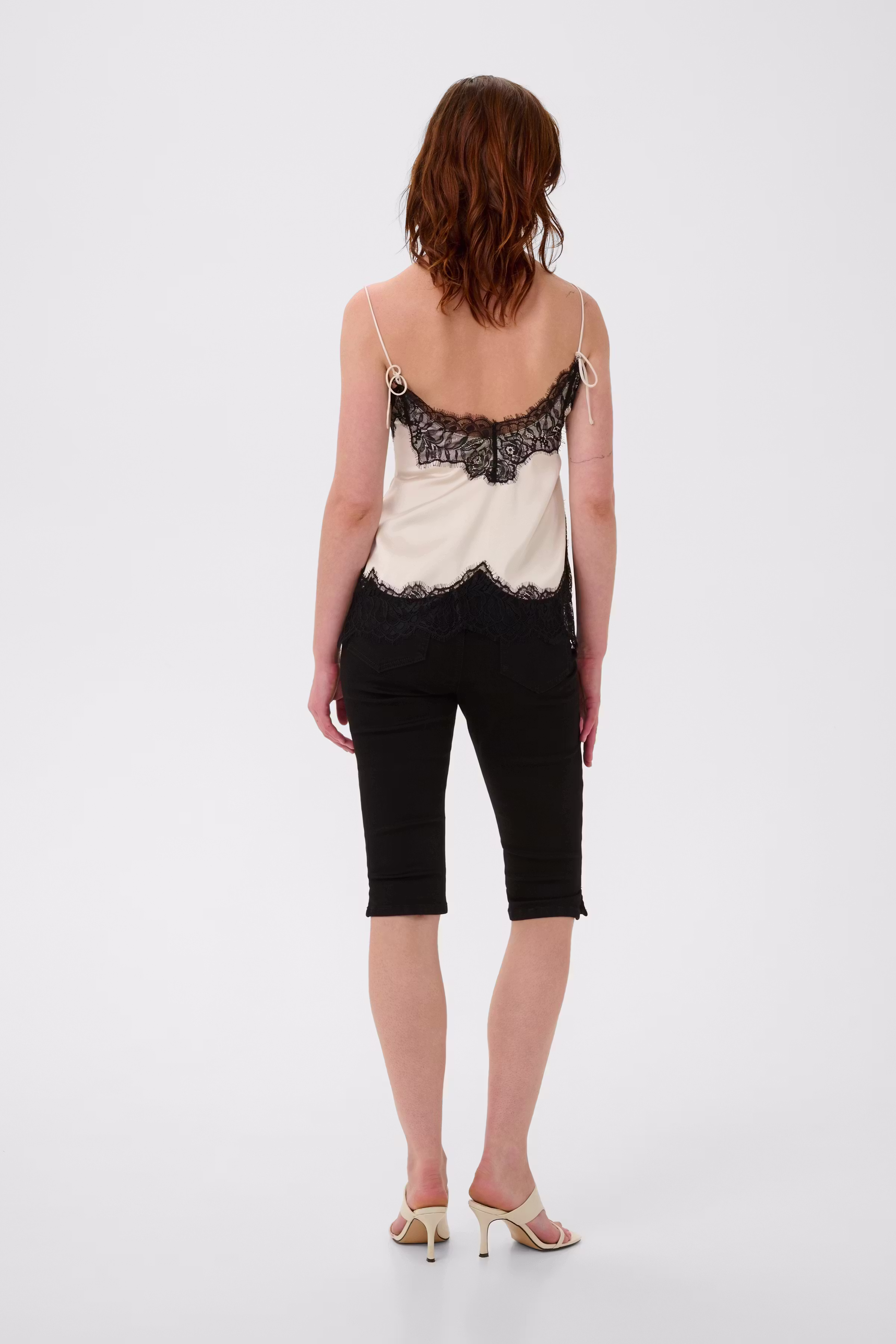 GZlalou Blouse LOOKBOOK BACK 10911315-130905
