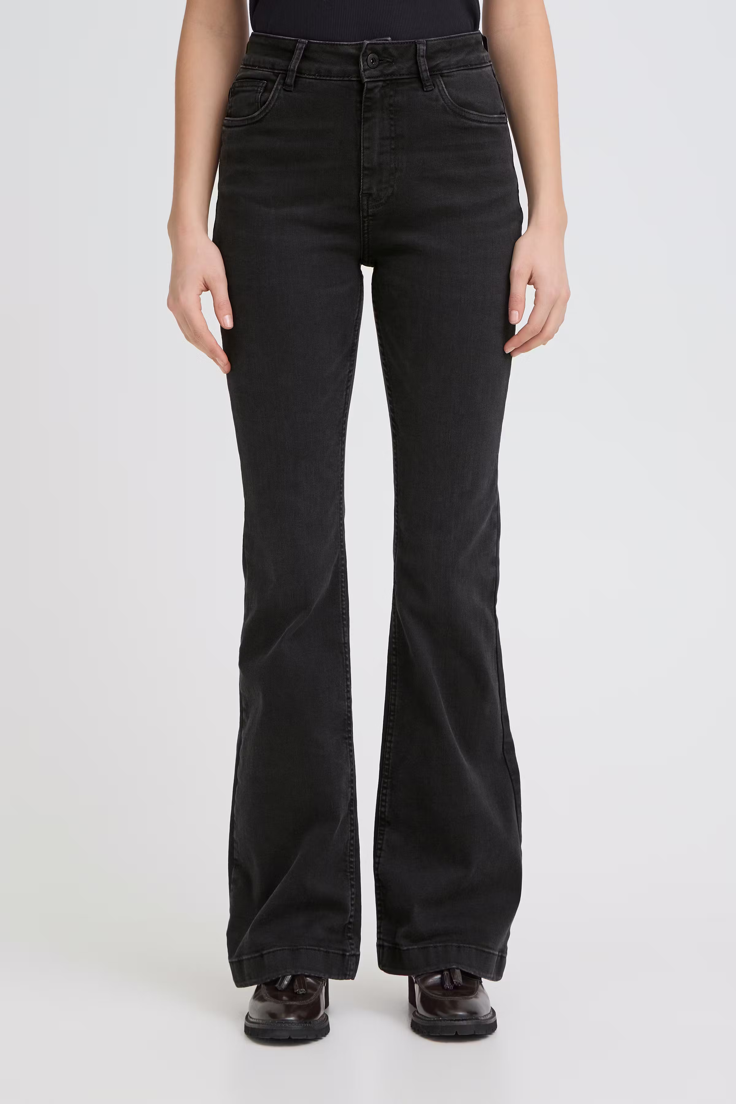 PZBECCA UHW Bootcut Leg LOOKBOOK FRONT 50207285-200004