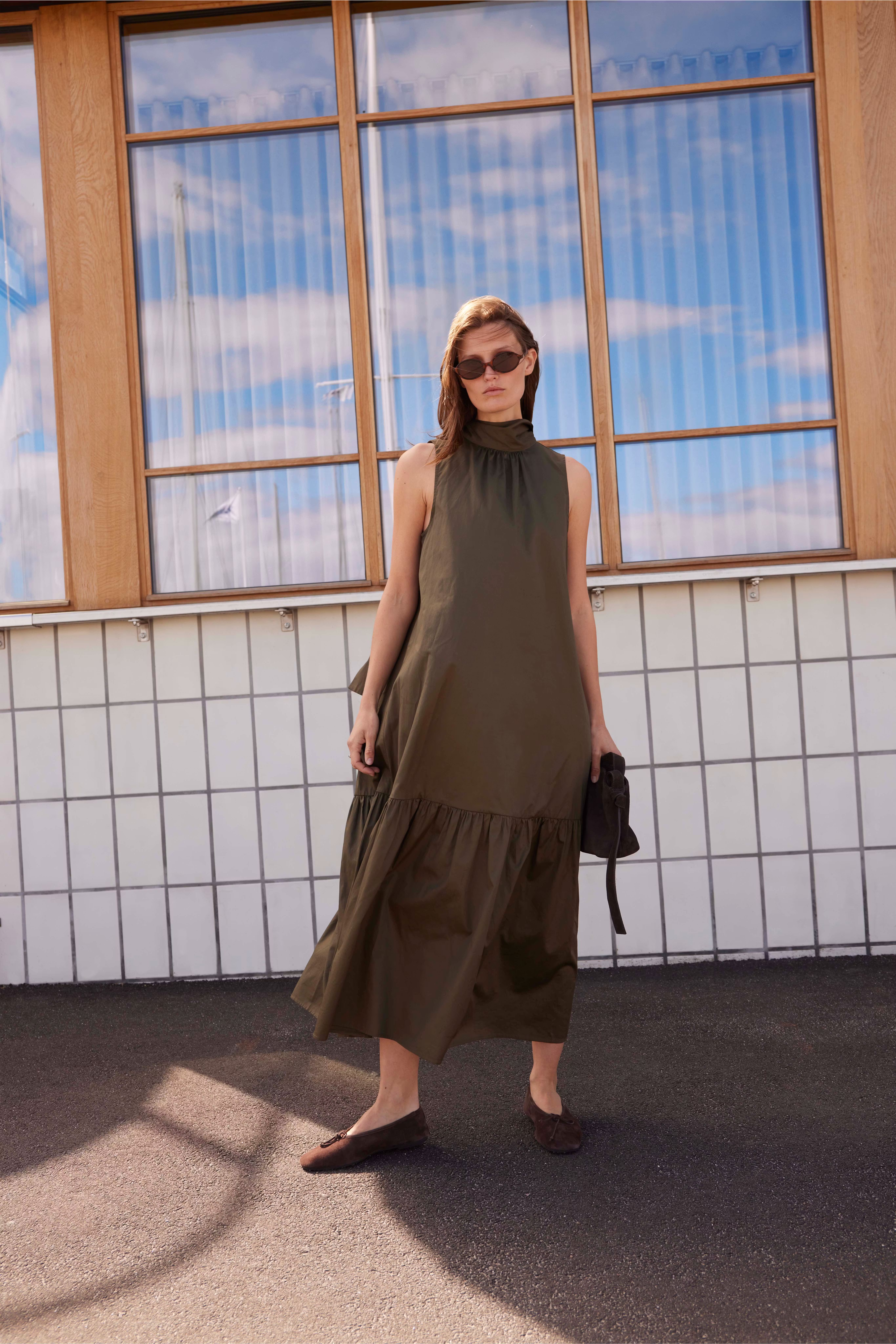 SLDaphny Dress LOCATION NONE 30408430-190511