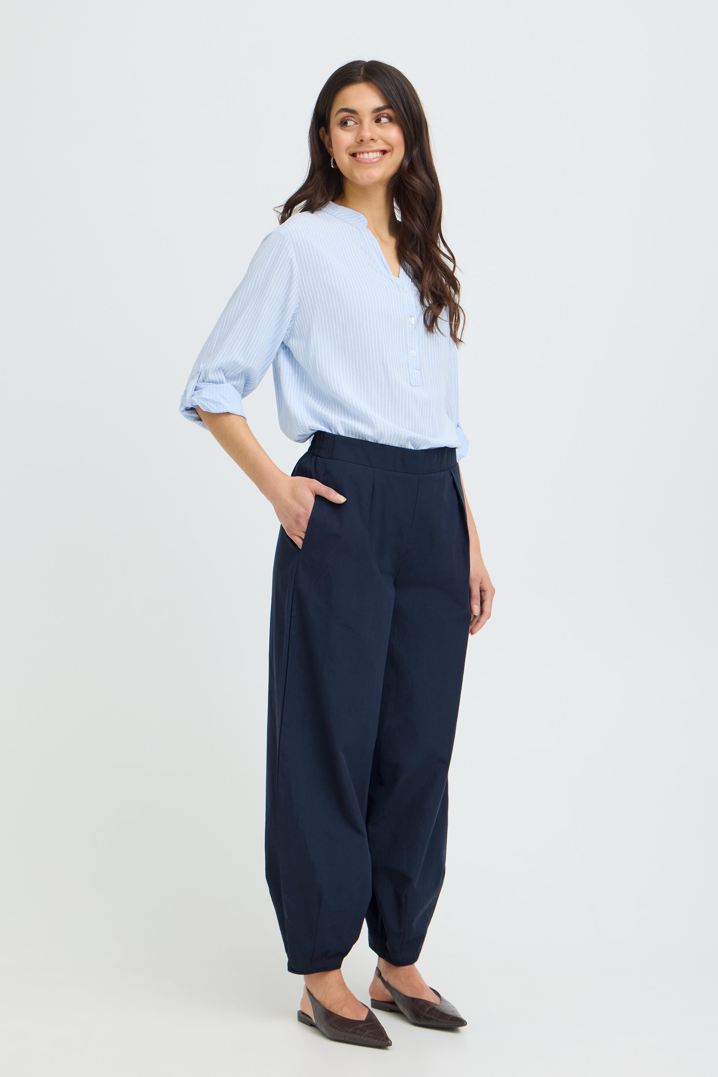 FRCARA Byxor LOOKBOOK FRONT 20618583-193923