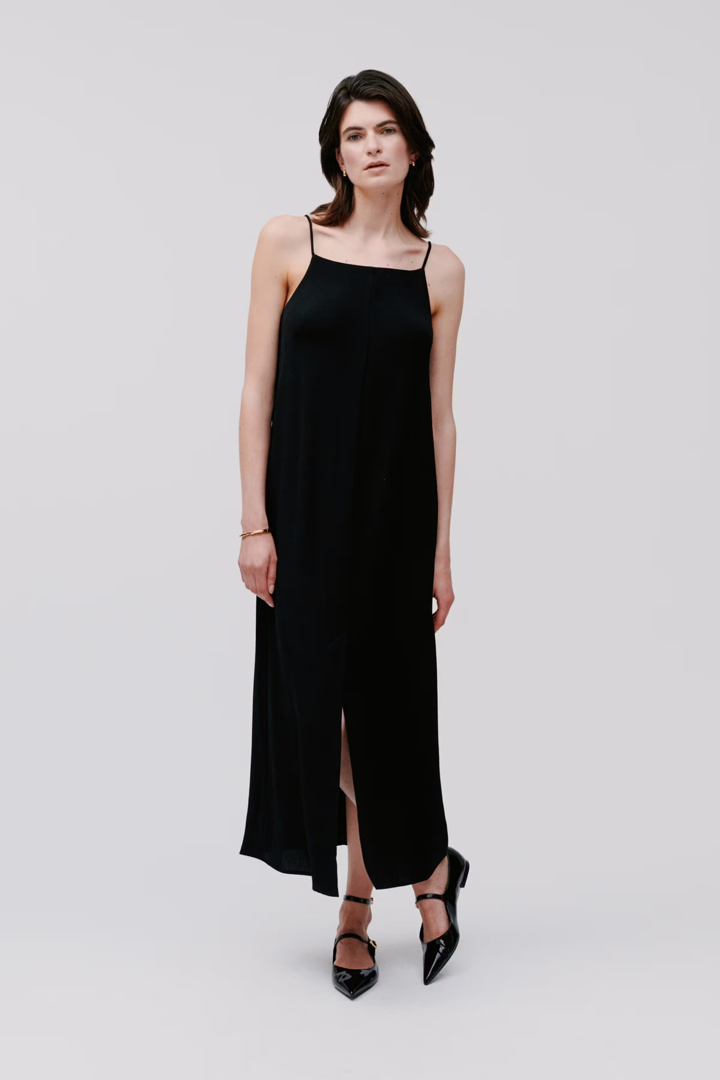 Nava Kleid LOOKBOOK FRONT 30600660-BK999