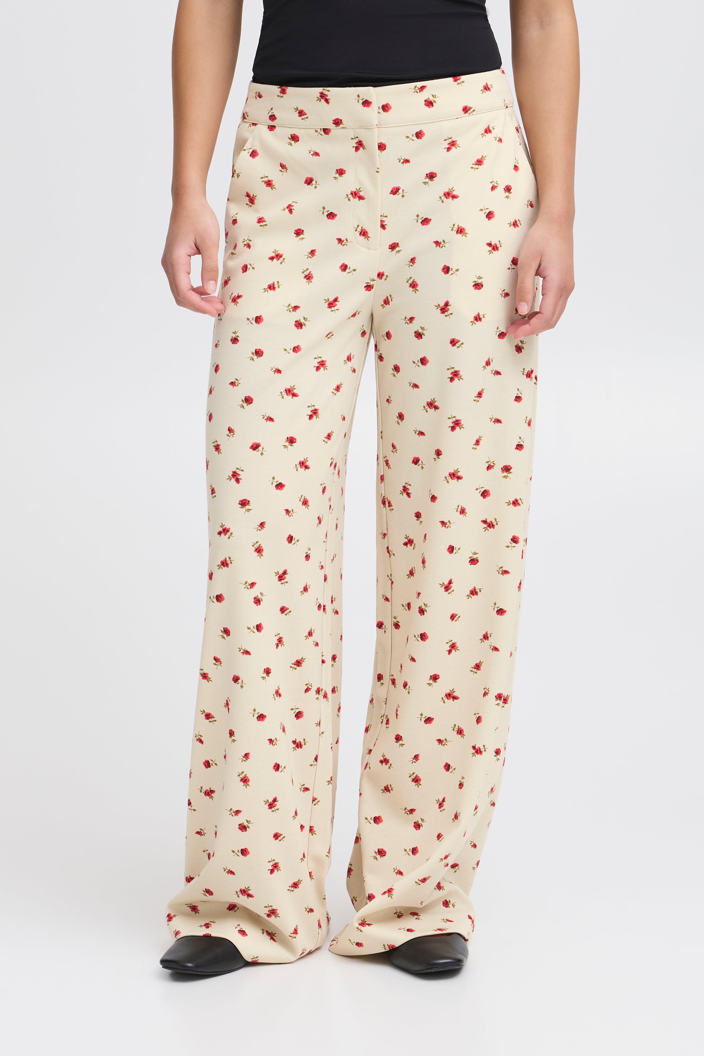 IHKATE pants LOOKBOOK FRONT 20123021-204434