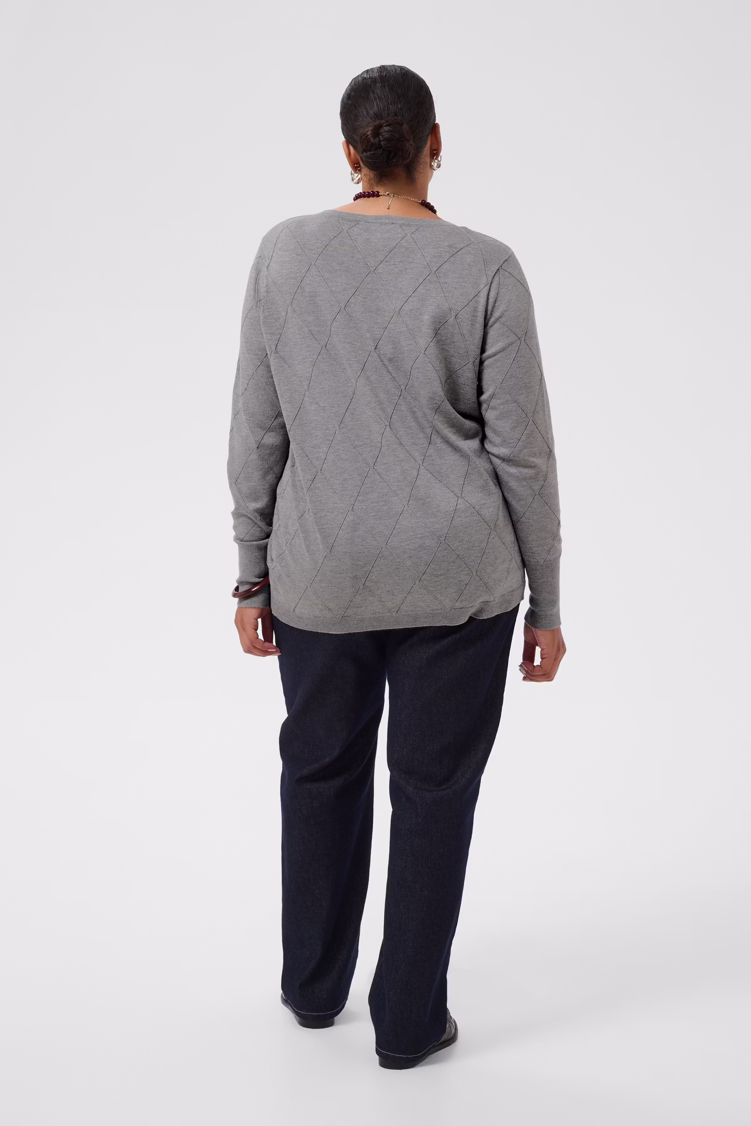 KClizzy Pullover LOOKBOOK BACK 10584366-100123
