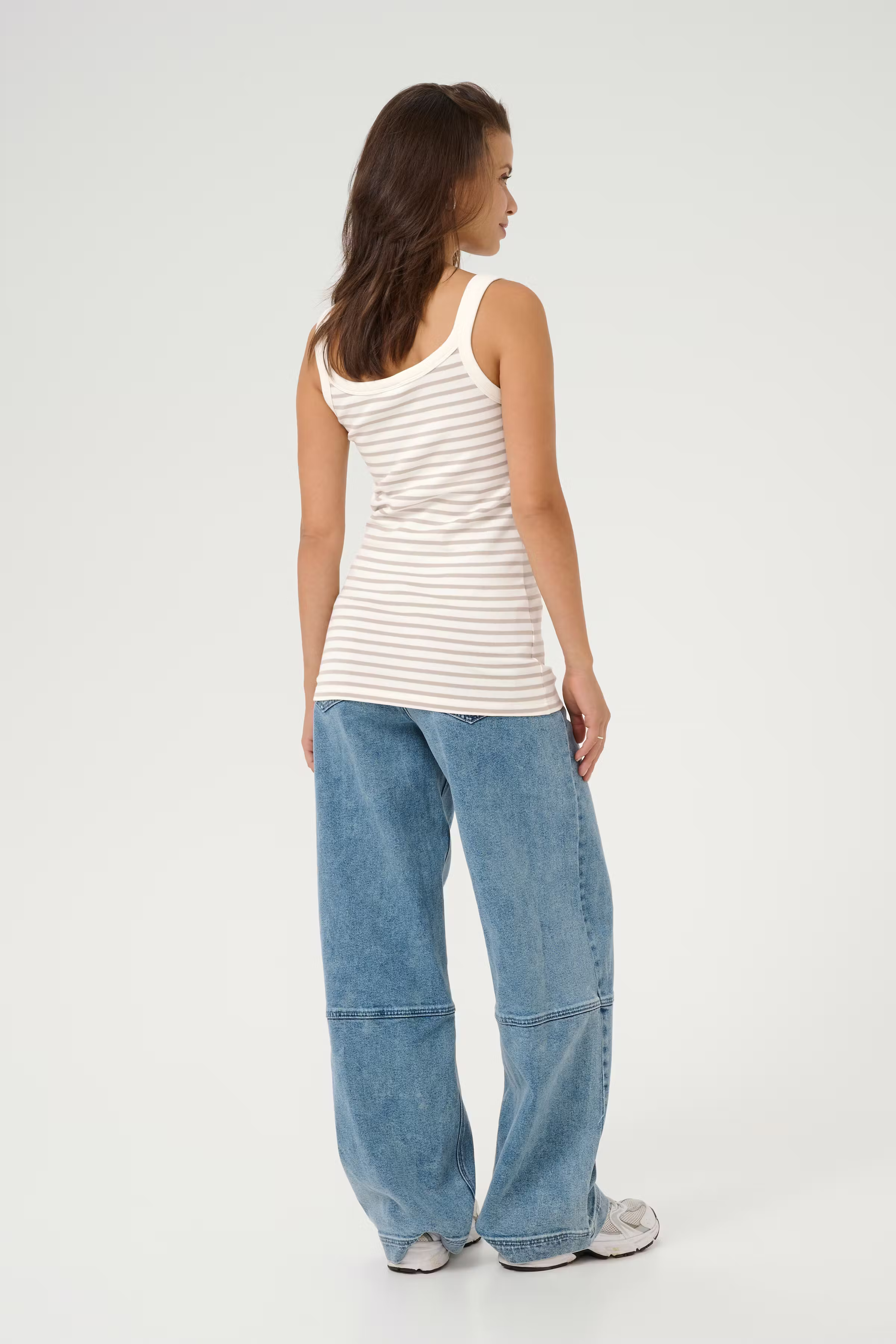 KAliddy T-shirt LOOKBOOK BACK 10509814-107241