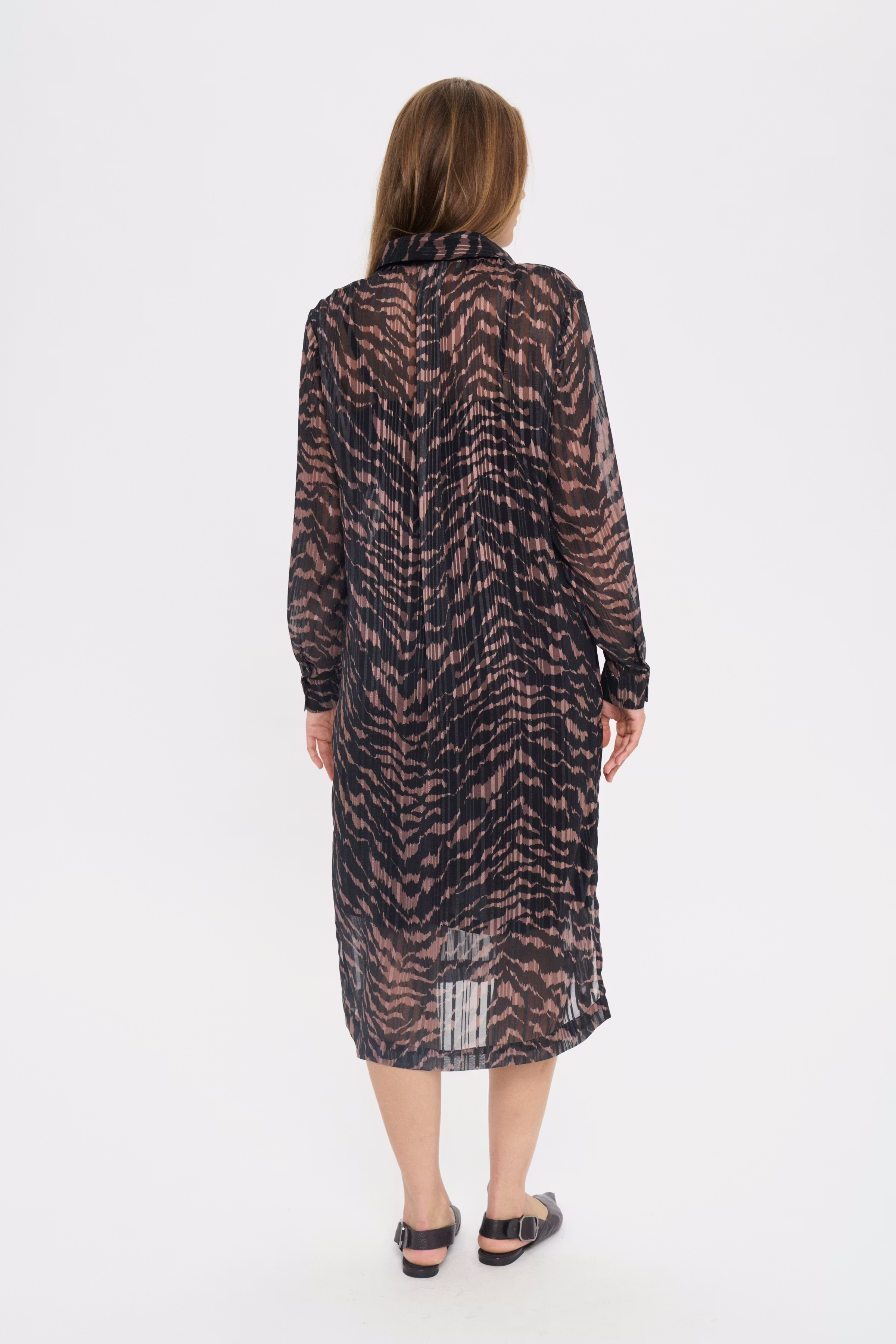 NestaSZ Kjole LOOKBOOK BACK 30514572-304346