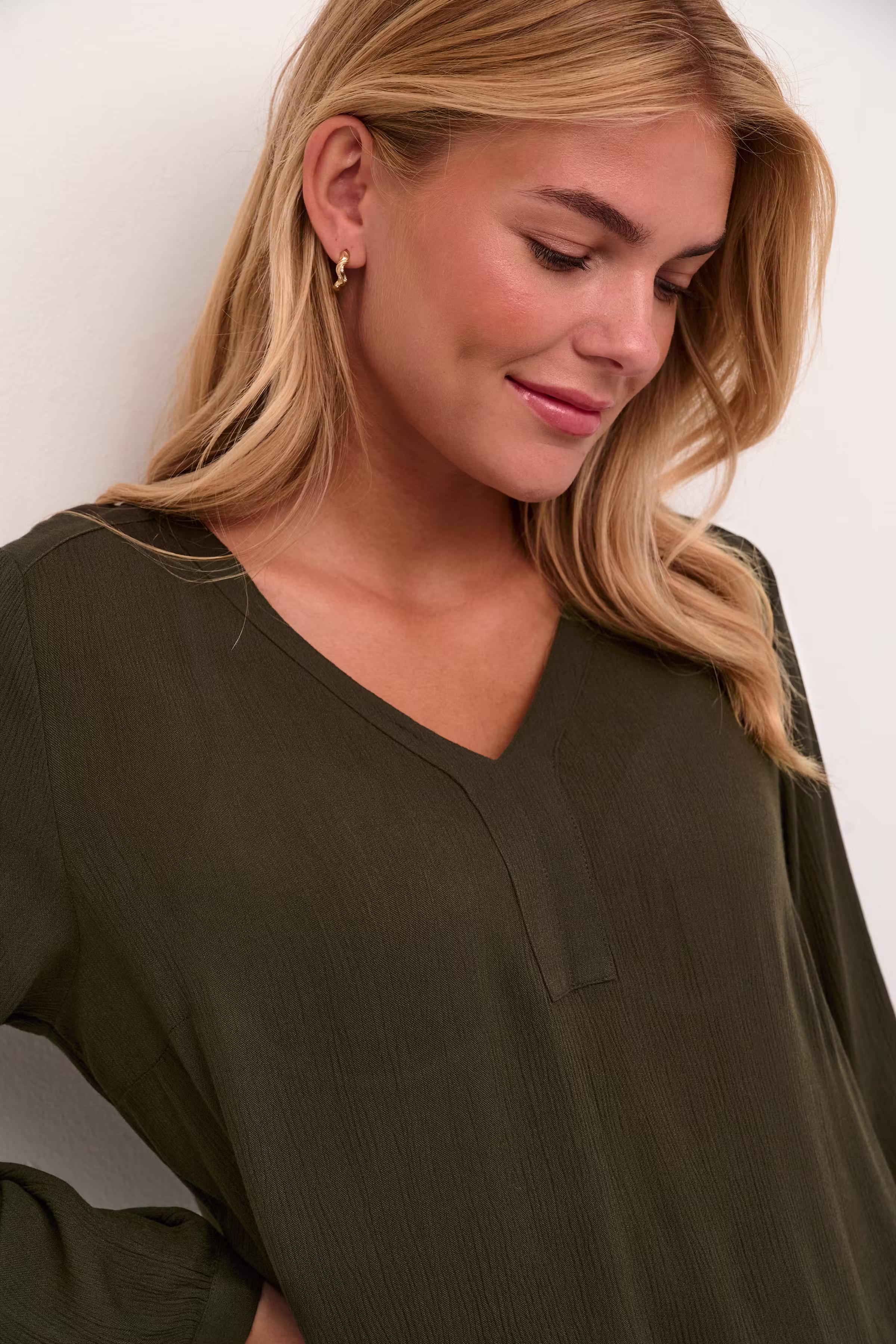 Amber Tunika LOOKBOOK DETAIL 501038-190414