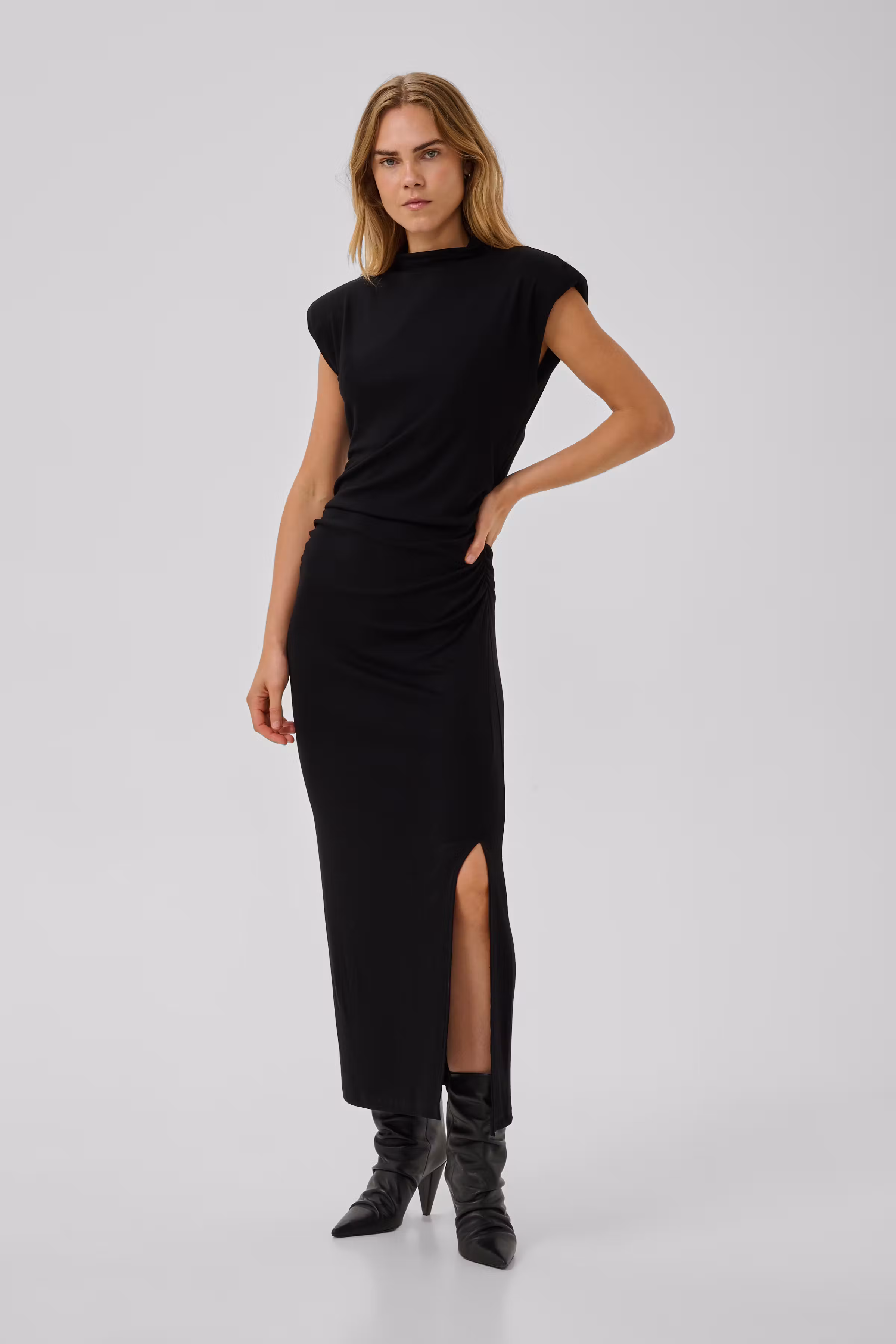 MWGiggo Kleid LOOKBOOK FRONT 10705392-100031