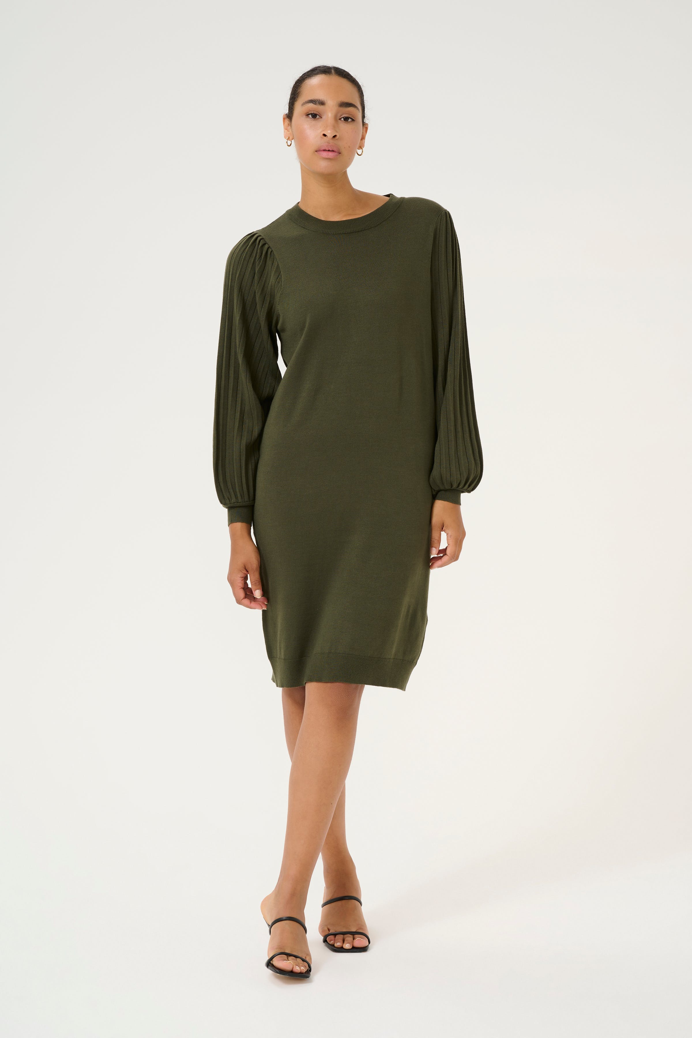 KAjessica Dress LOOKBOOK FRONT 10509241-190414