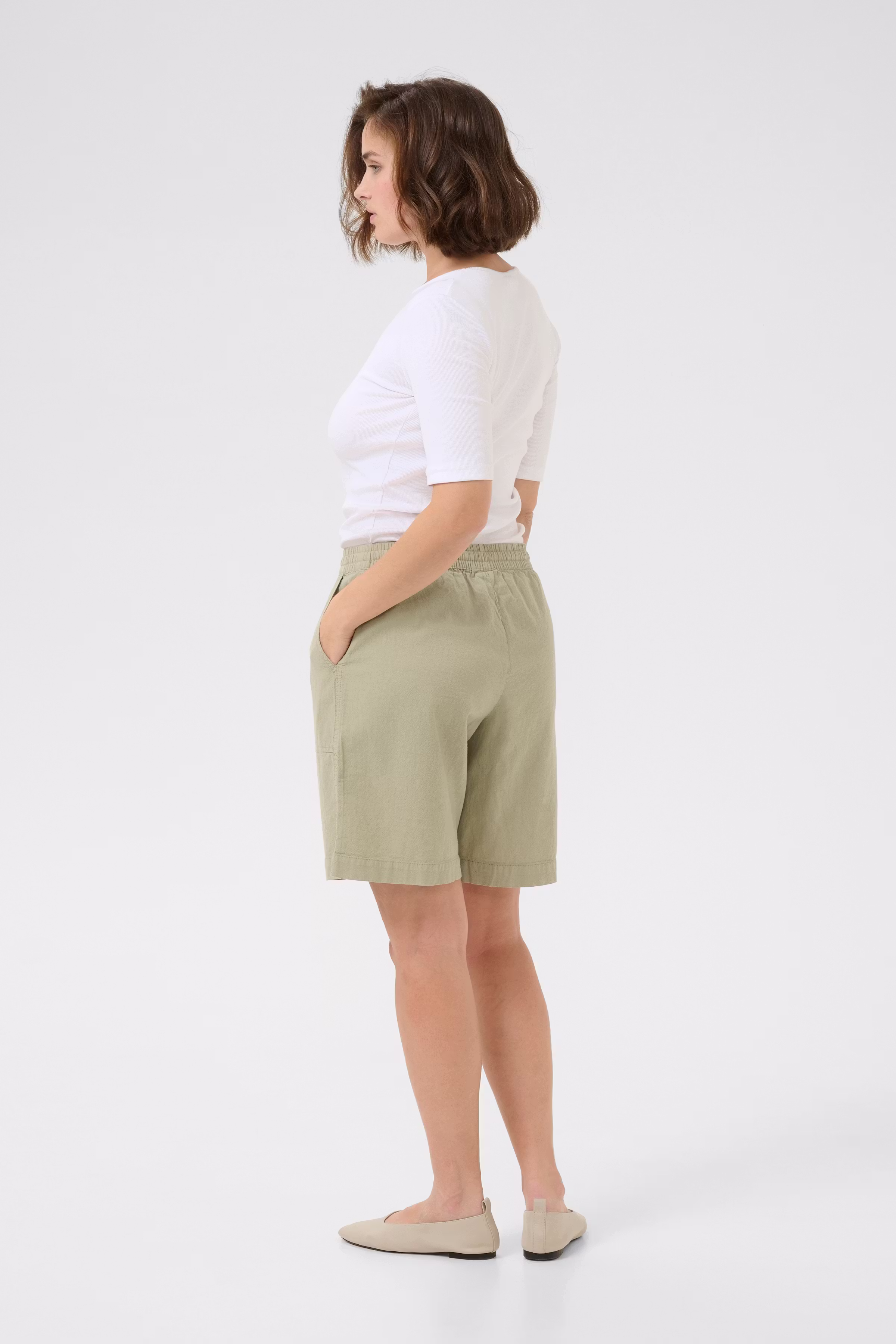 KAnaya Shorts LOOKBOOK BACK 10509502-166008