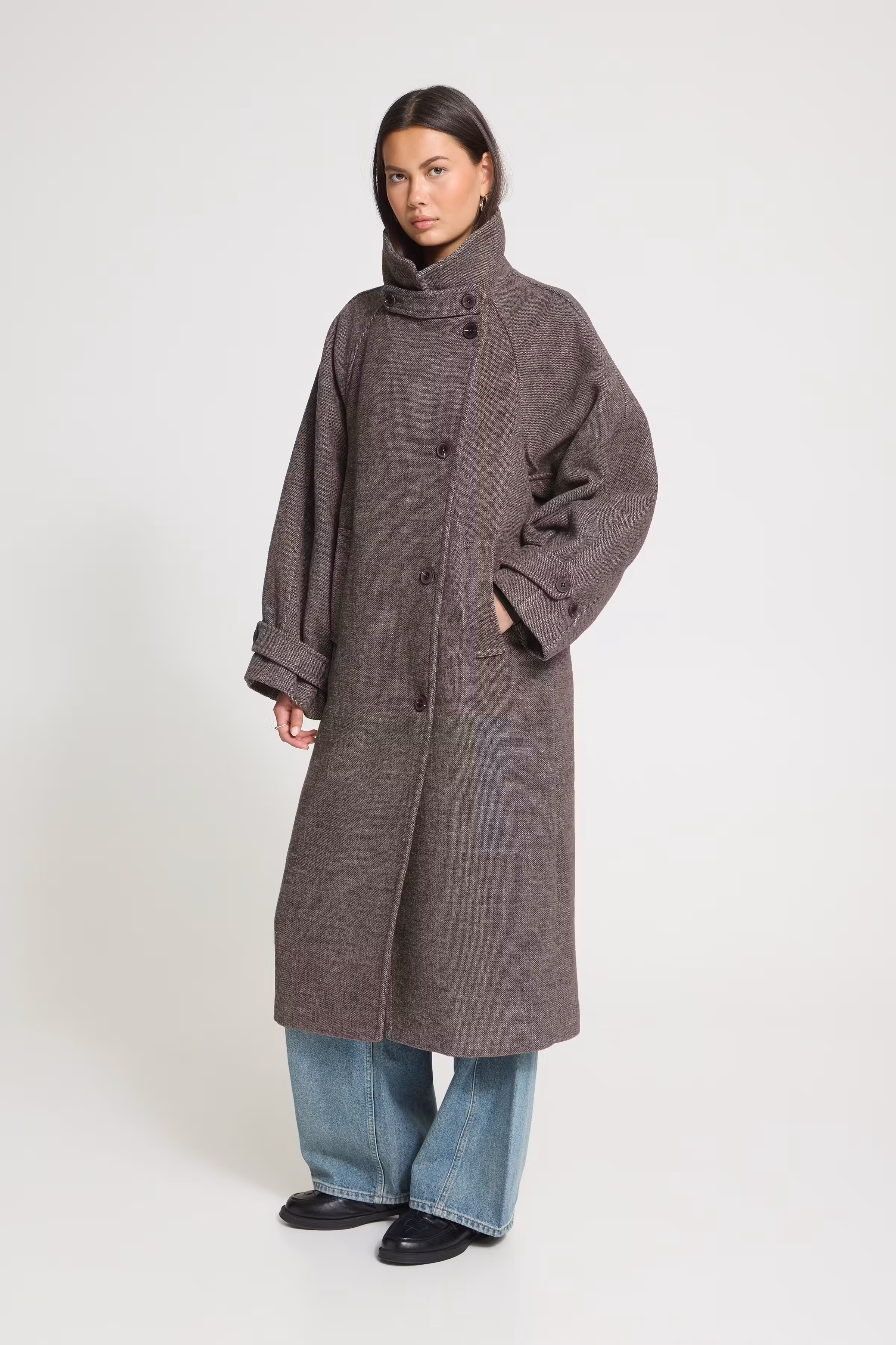 IHGAZIVA Ytterplagg LOOKBOOK FRONT 20121199-1909121