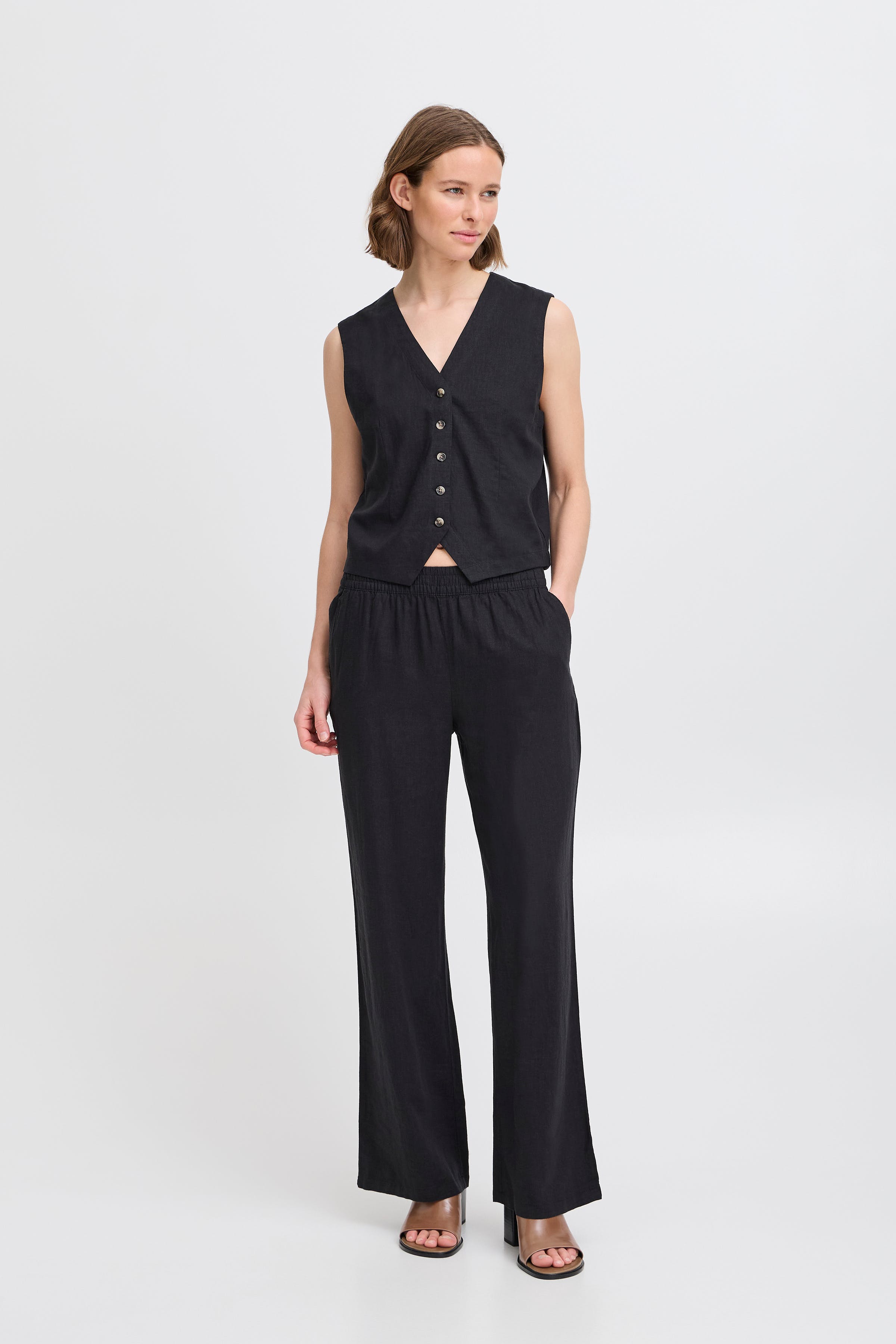 BYFALAKKA Waistcoat LOOKBOOK FRONT 20816601-200451