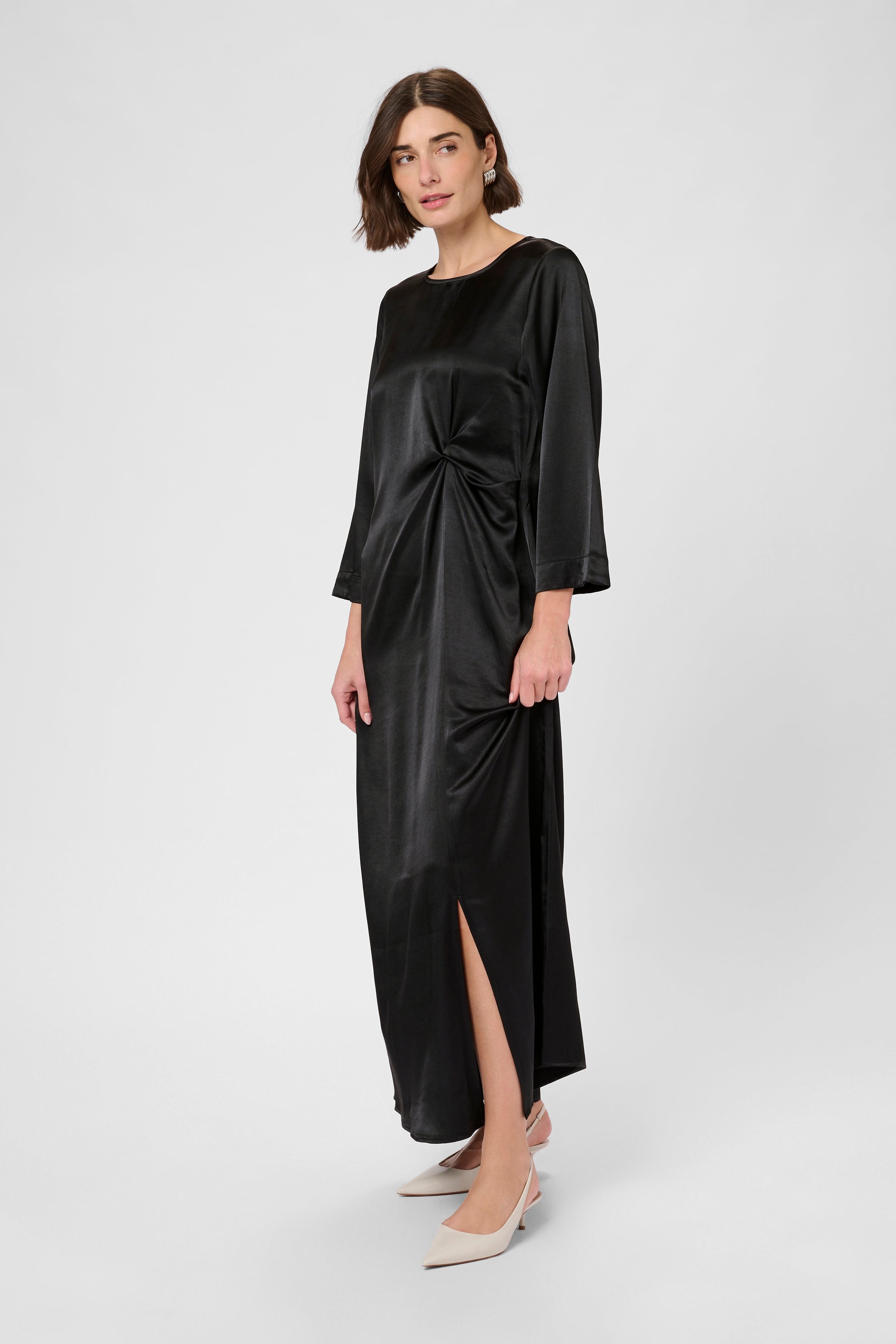 CUmollie Satinkjole LOOKBOOK DETAIL 50112291-500012