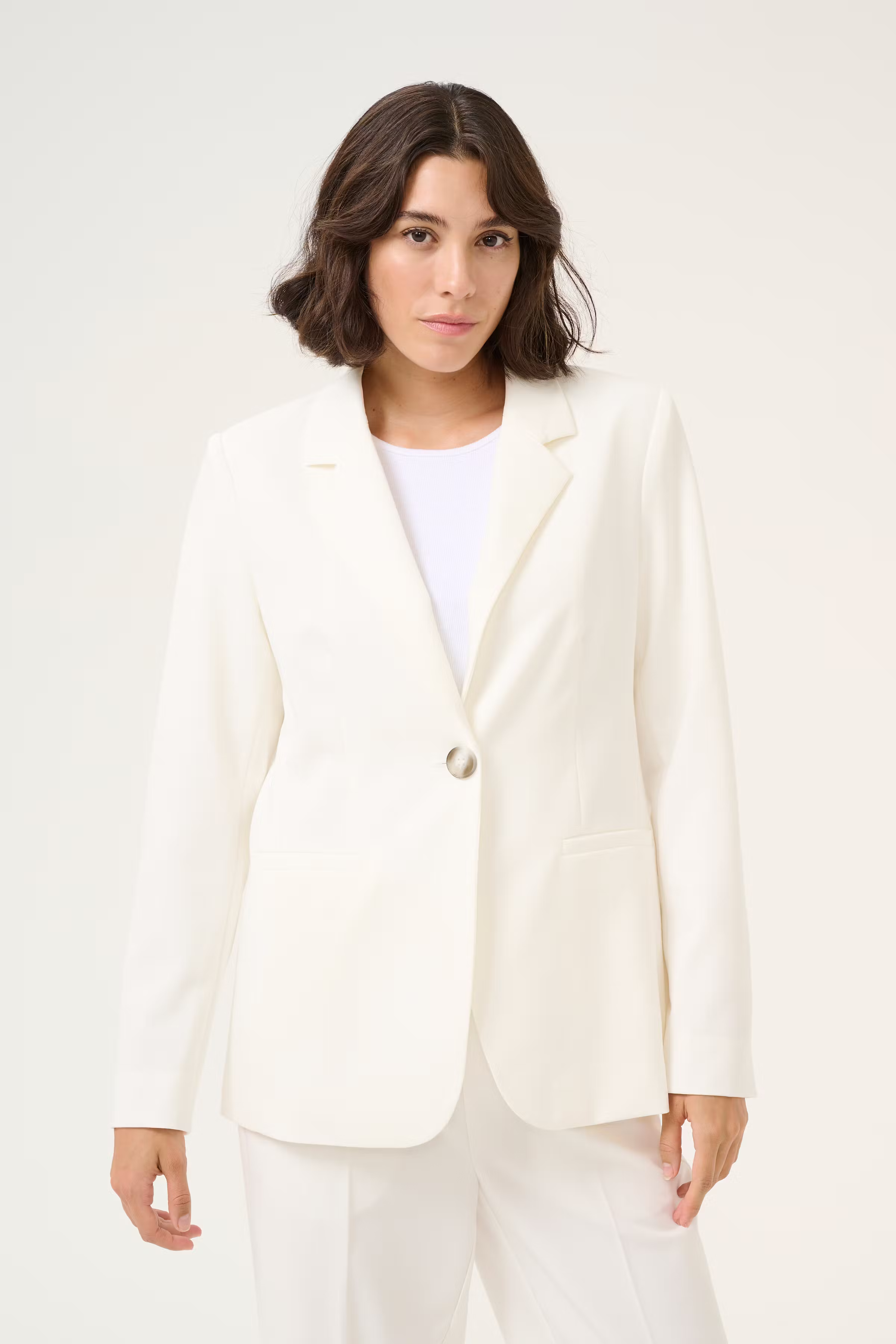 KAsakura Blazer LOOKBOOK FRONT 10506684-110602