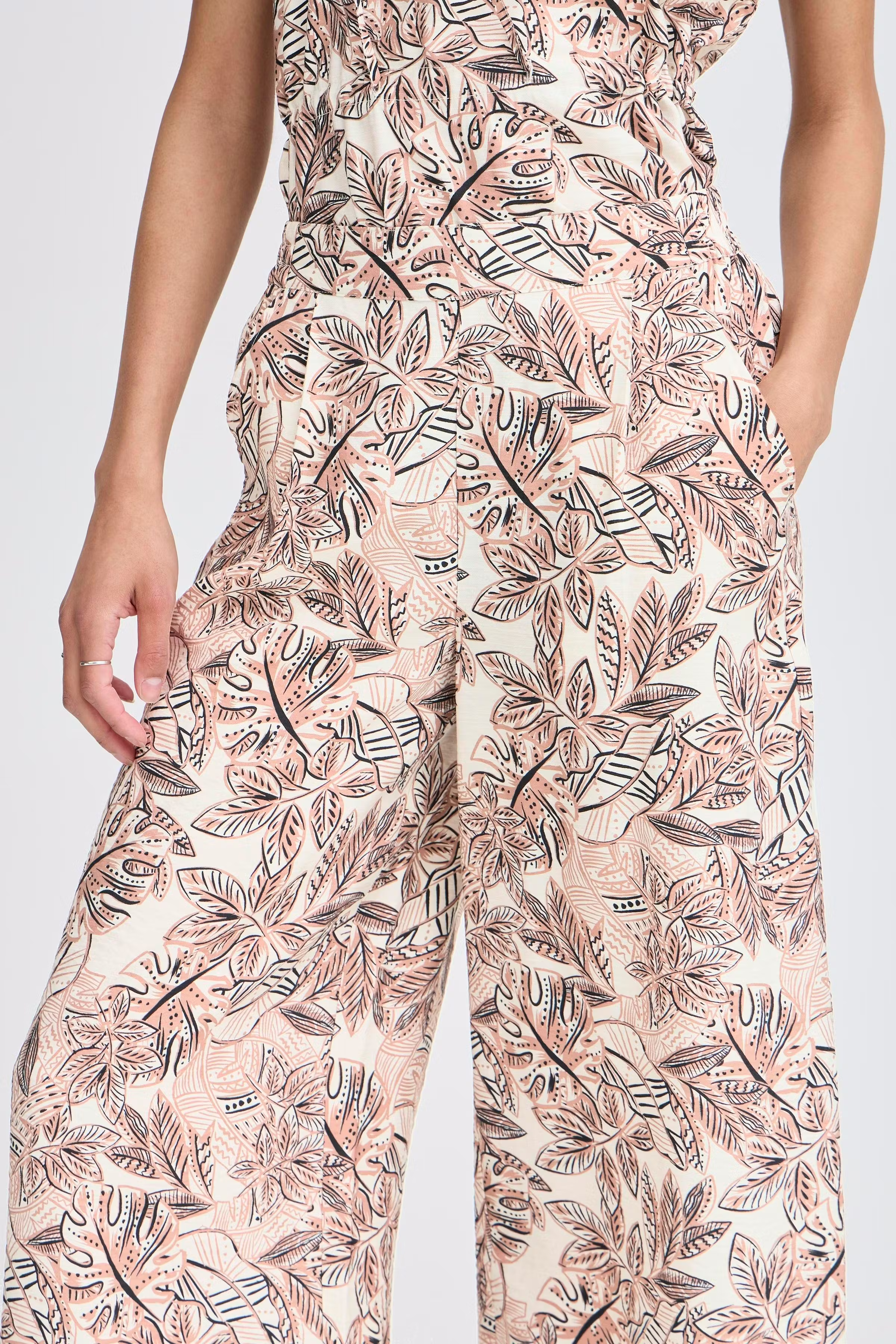 BYIBANO Trousers LOOKBOOK DETAIL 20816802-204736