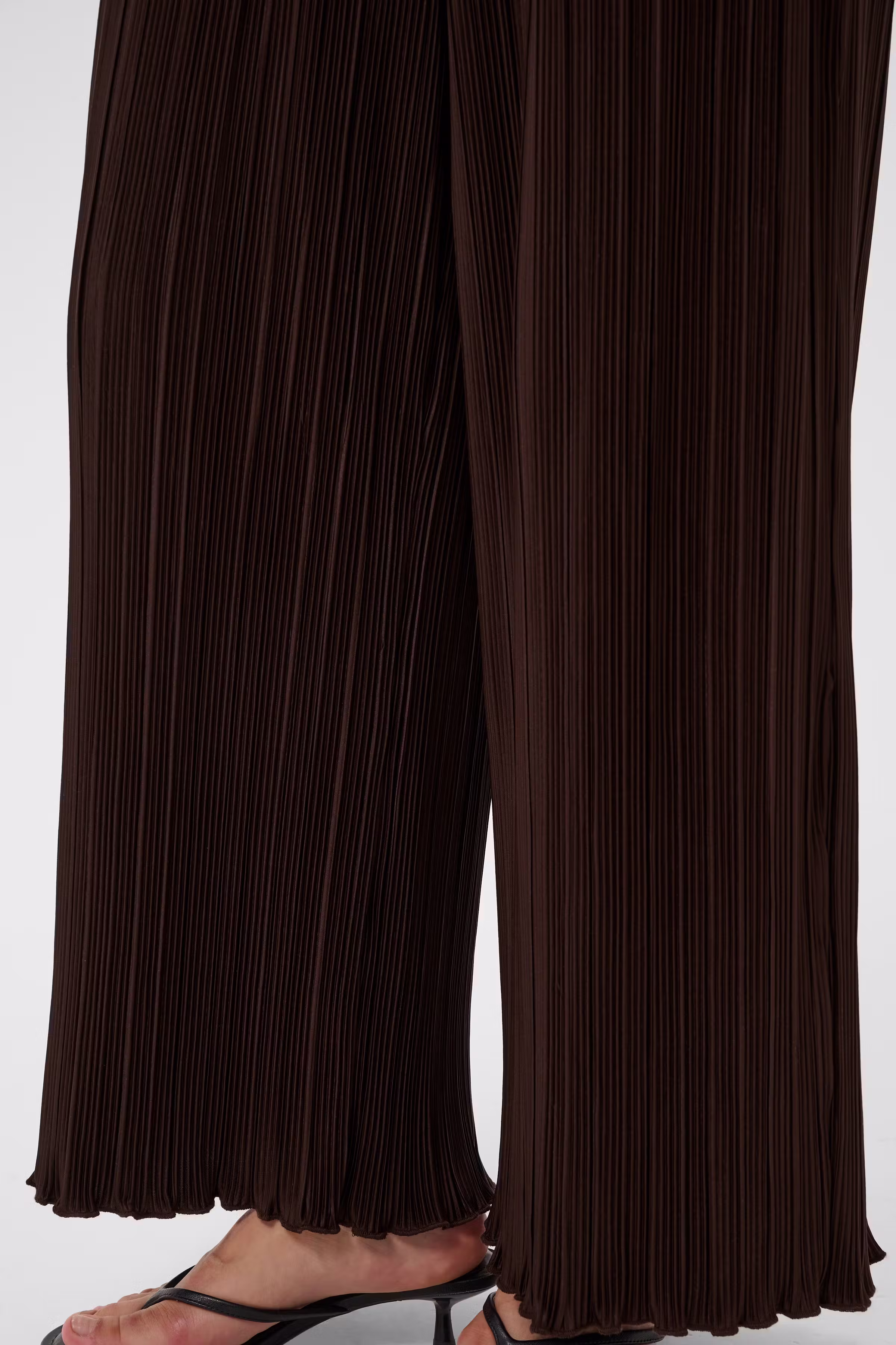KAines Hose LOOKBOOK DETAIL 10512600-190915