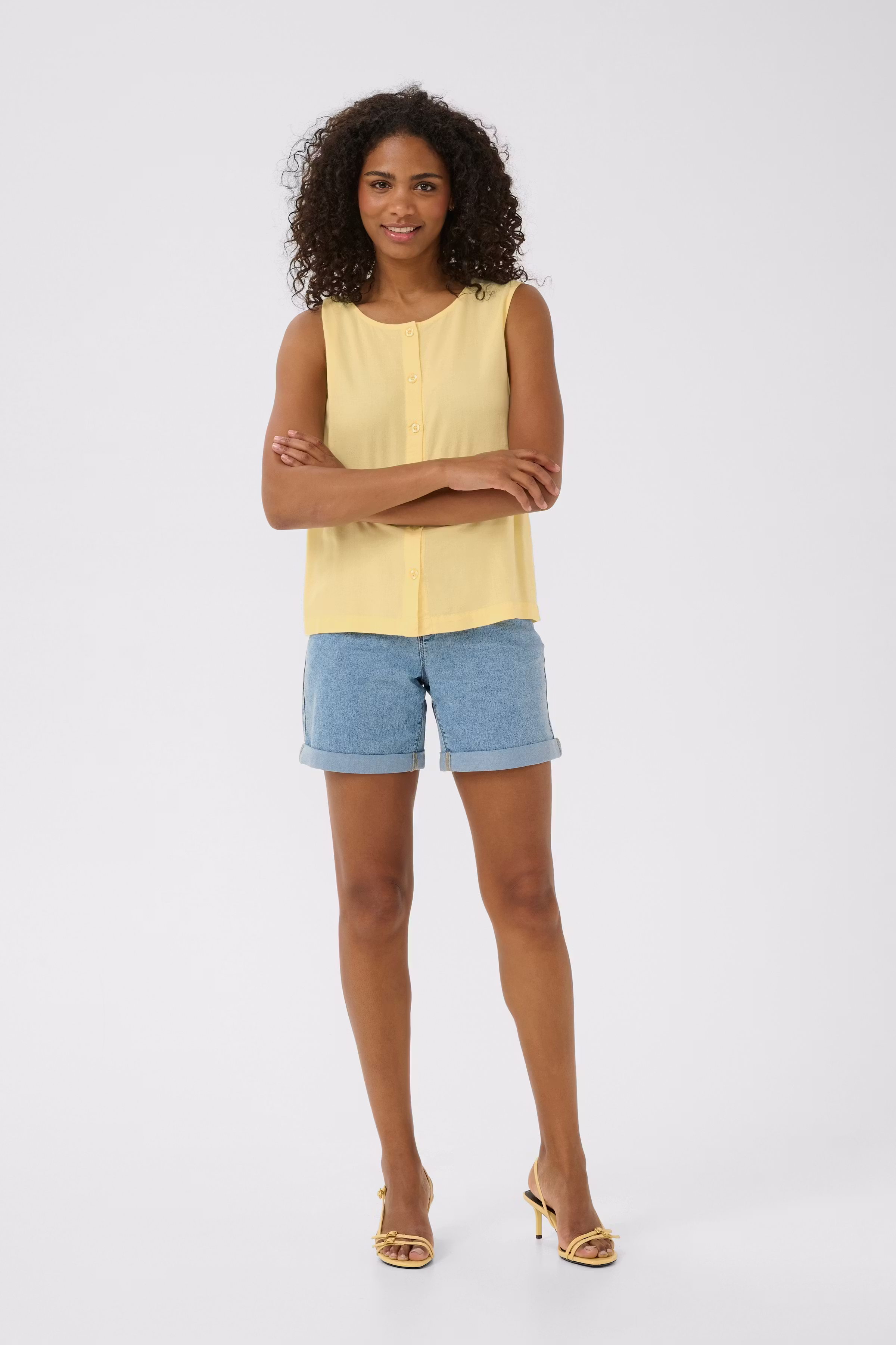 KAmilia Linen Blouse LOOKBOOK FRONT 10510158-130922