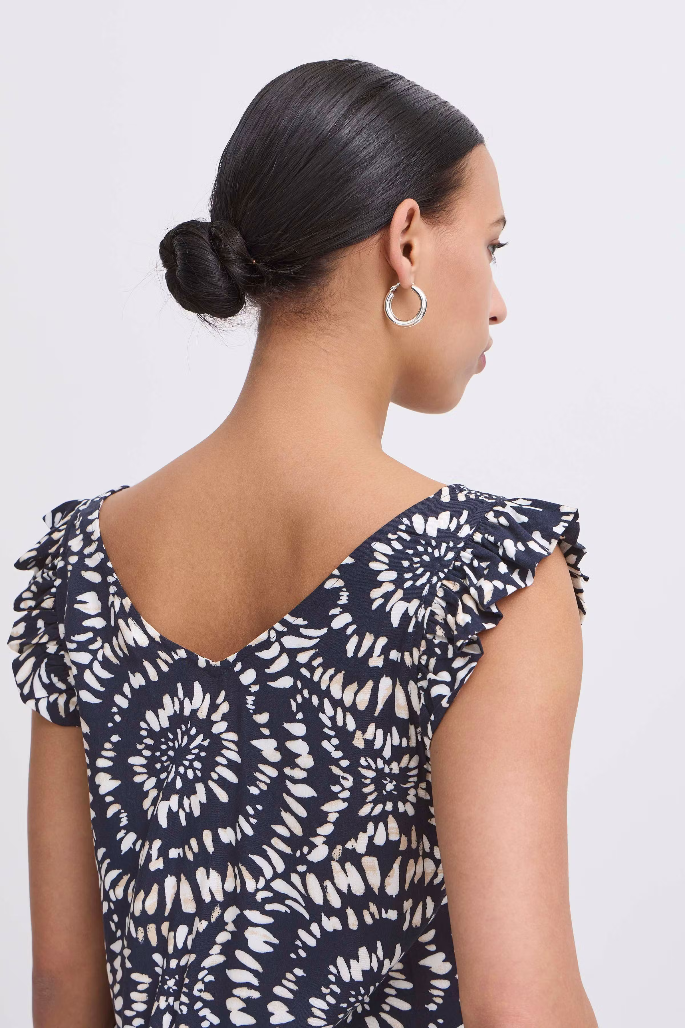 IHAYA Top LOOKBOOK DETAIL 20123322-204613