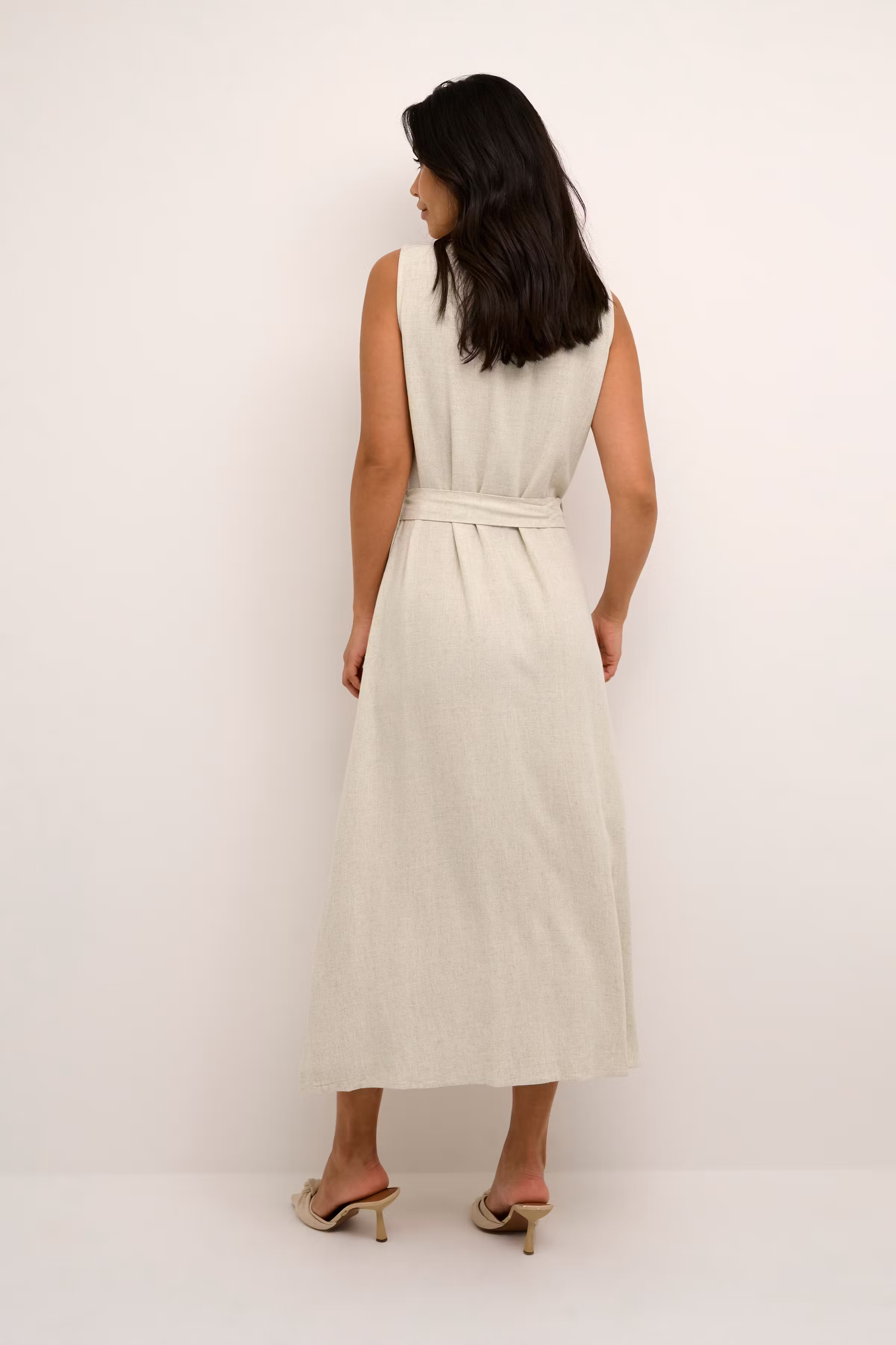 KAliny Robe en Lin LOOKBOOK BACK 10507532-101296