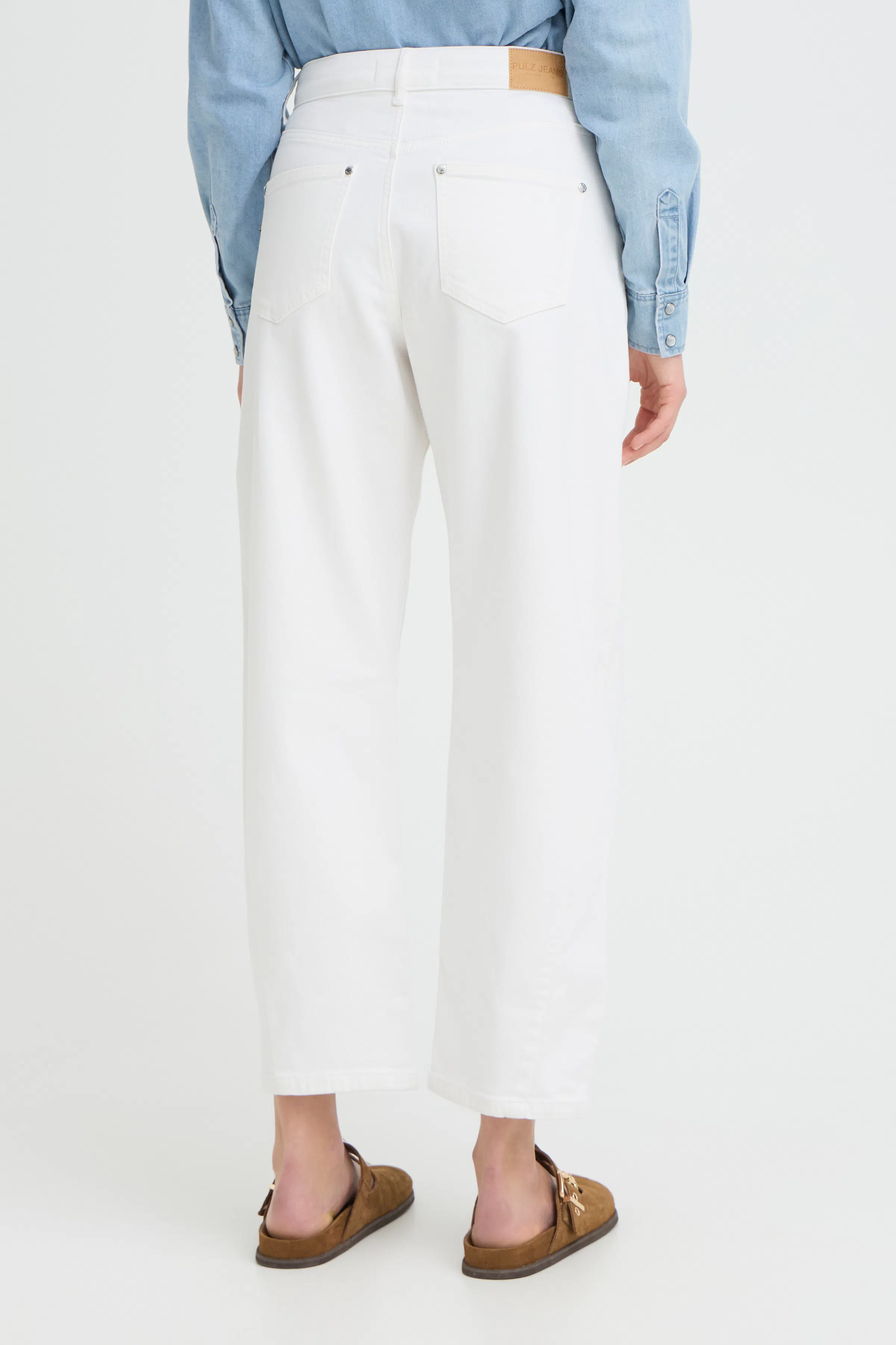PZANNI HW JEANS BARREL LOOKBOOK BACK 50210479-114201
