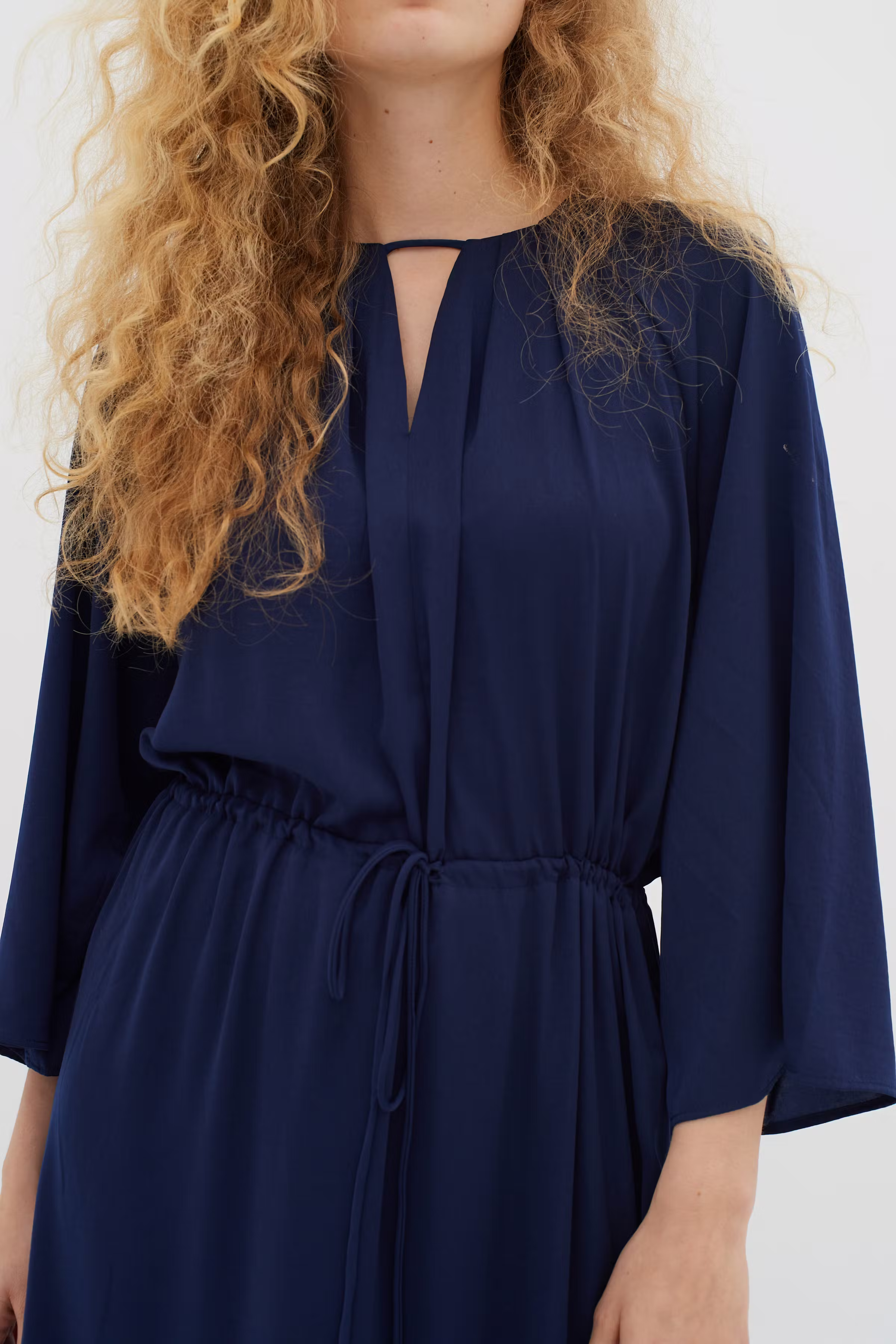 NotoIW Kjole LOOKBOOK DETAIL 30109578-193831