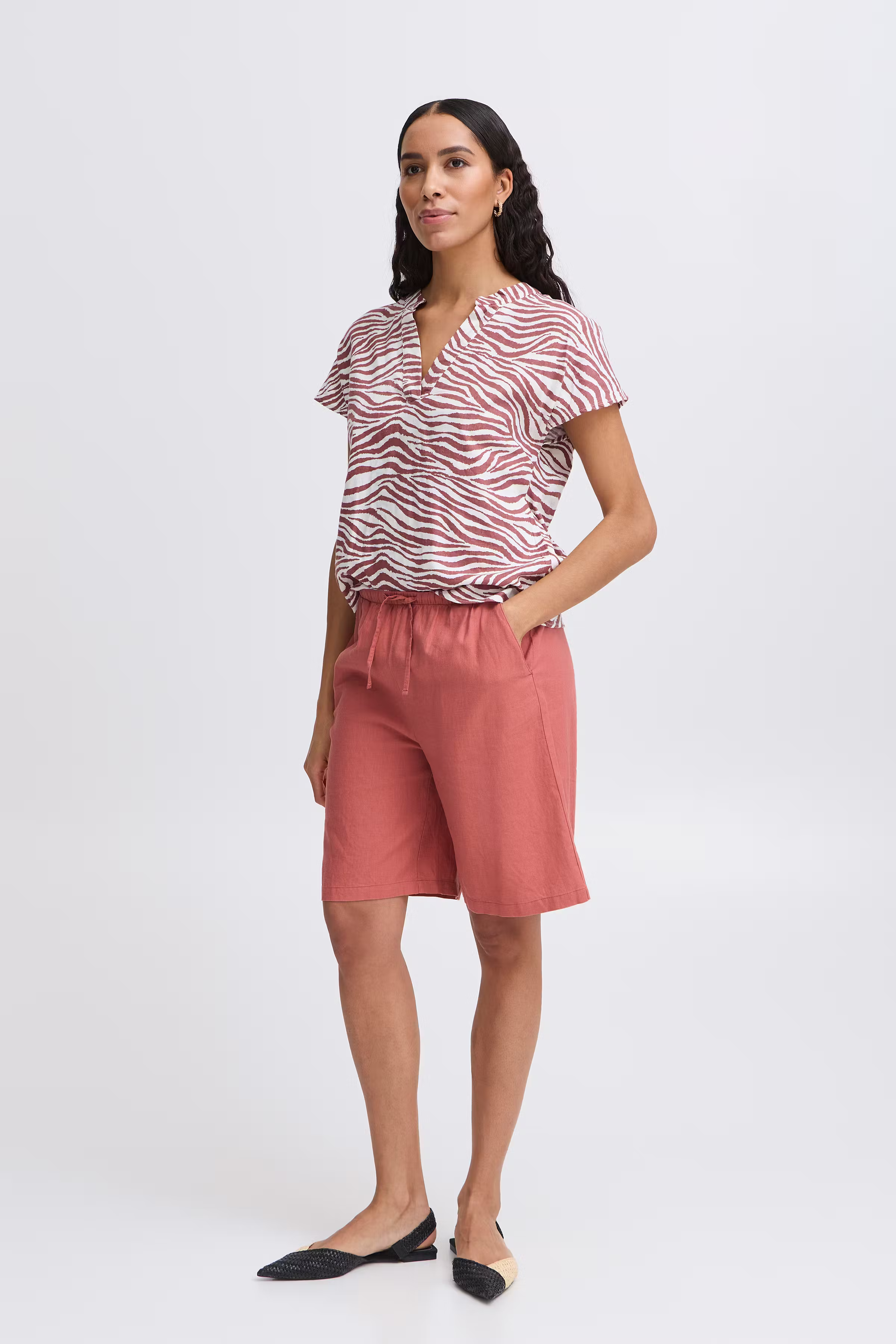 BYFALAKKA Shorts LOOKBOOK FRONT 20816608-181436