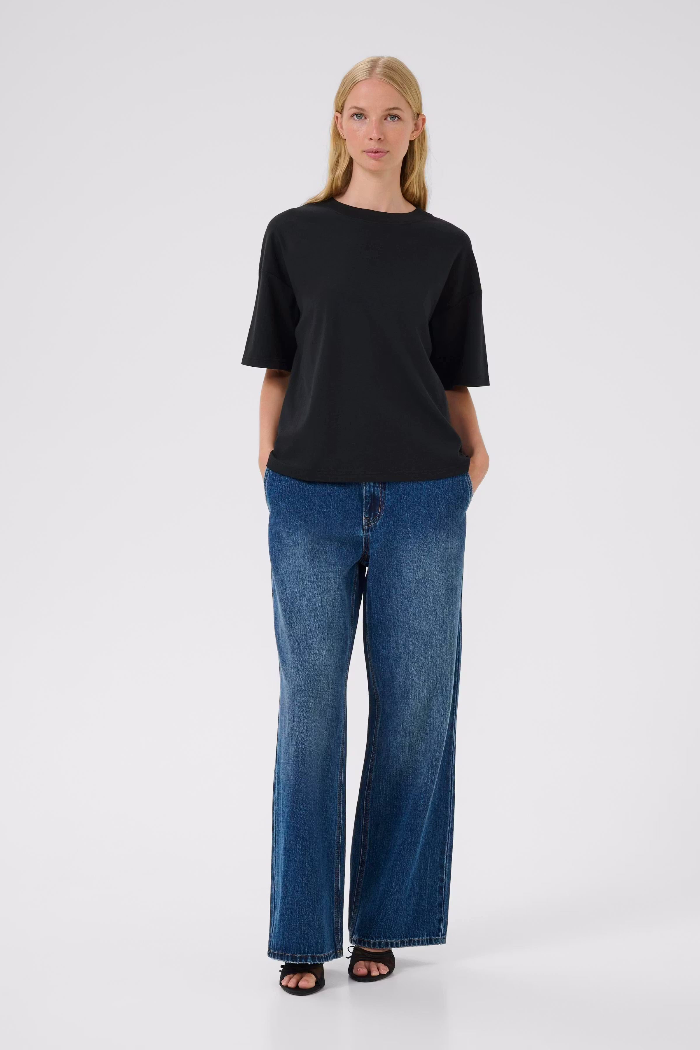 NoomaKB T-shirt LOOKBOOK FRONT 10105019-194008