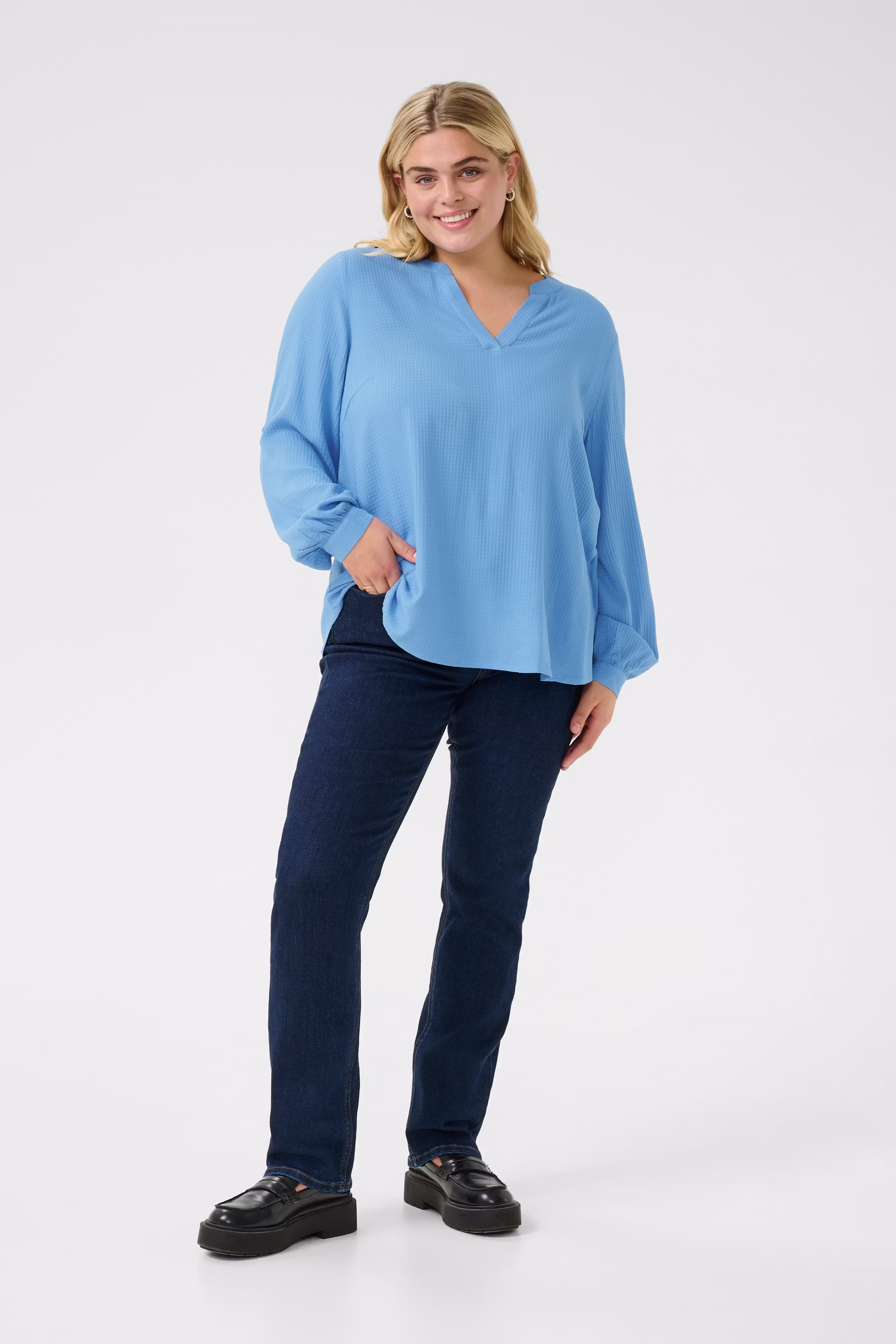 KCmolly Bluse LOOKBOOK FRONT 10583326-183936