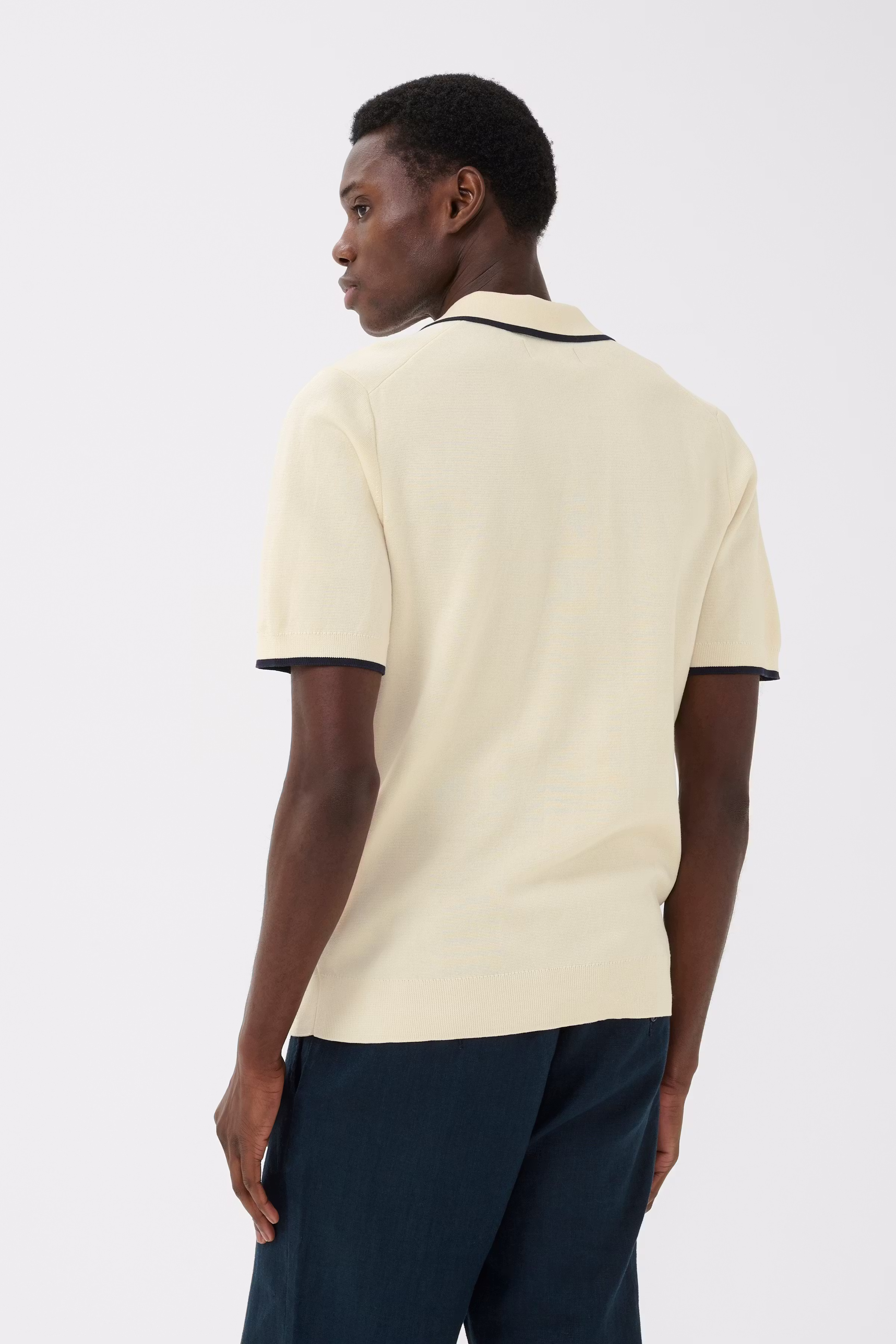 MApolo Poloshirt LOOKBOOK BACK 30209126-110104