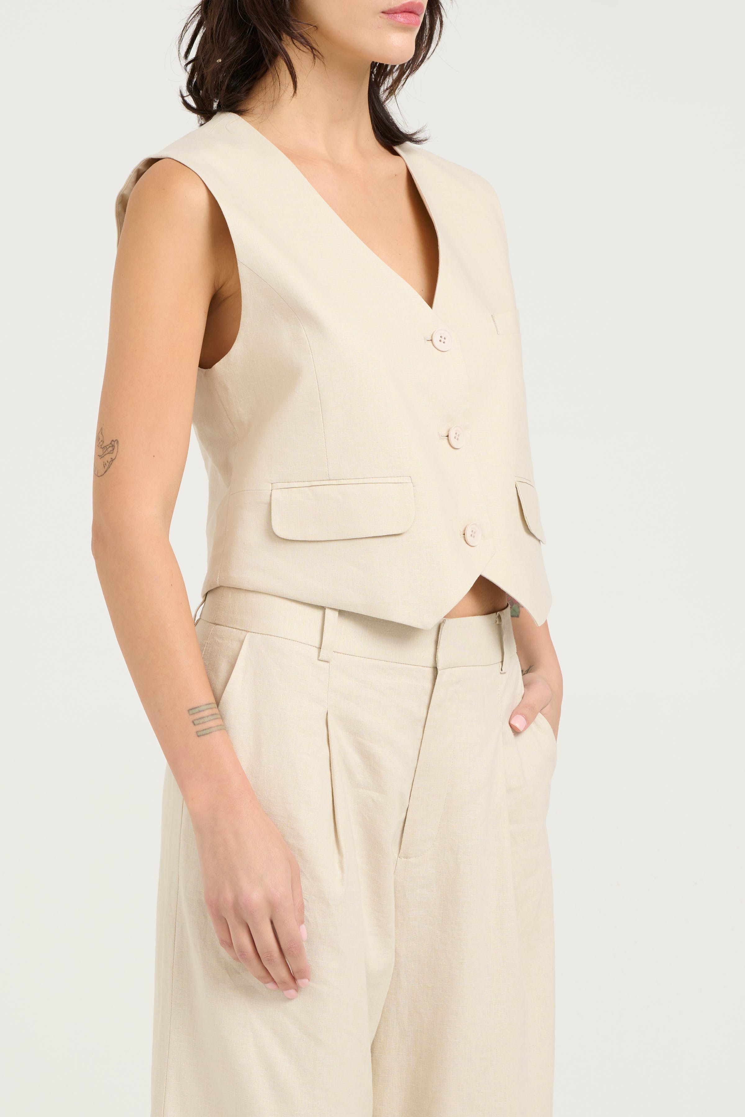 ElarahGZ Waistcoat LOOKBOOK DETAIL 10909831-130404