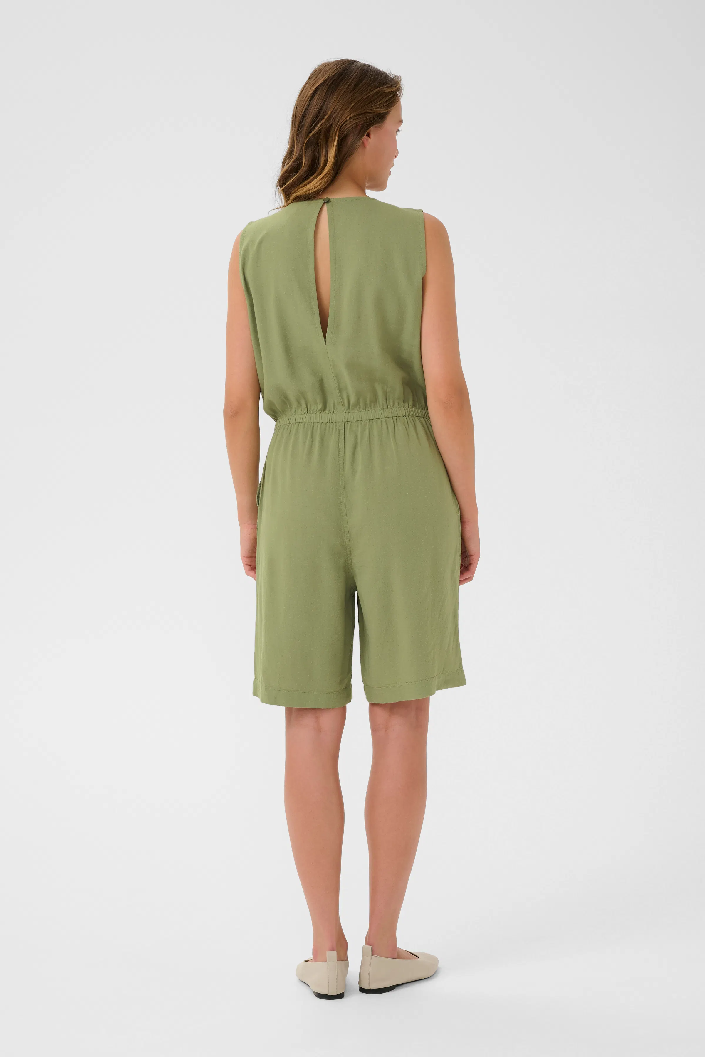 KAmilia Lin Jumpsuit LOOKBOOK BACK 10510420-170115