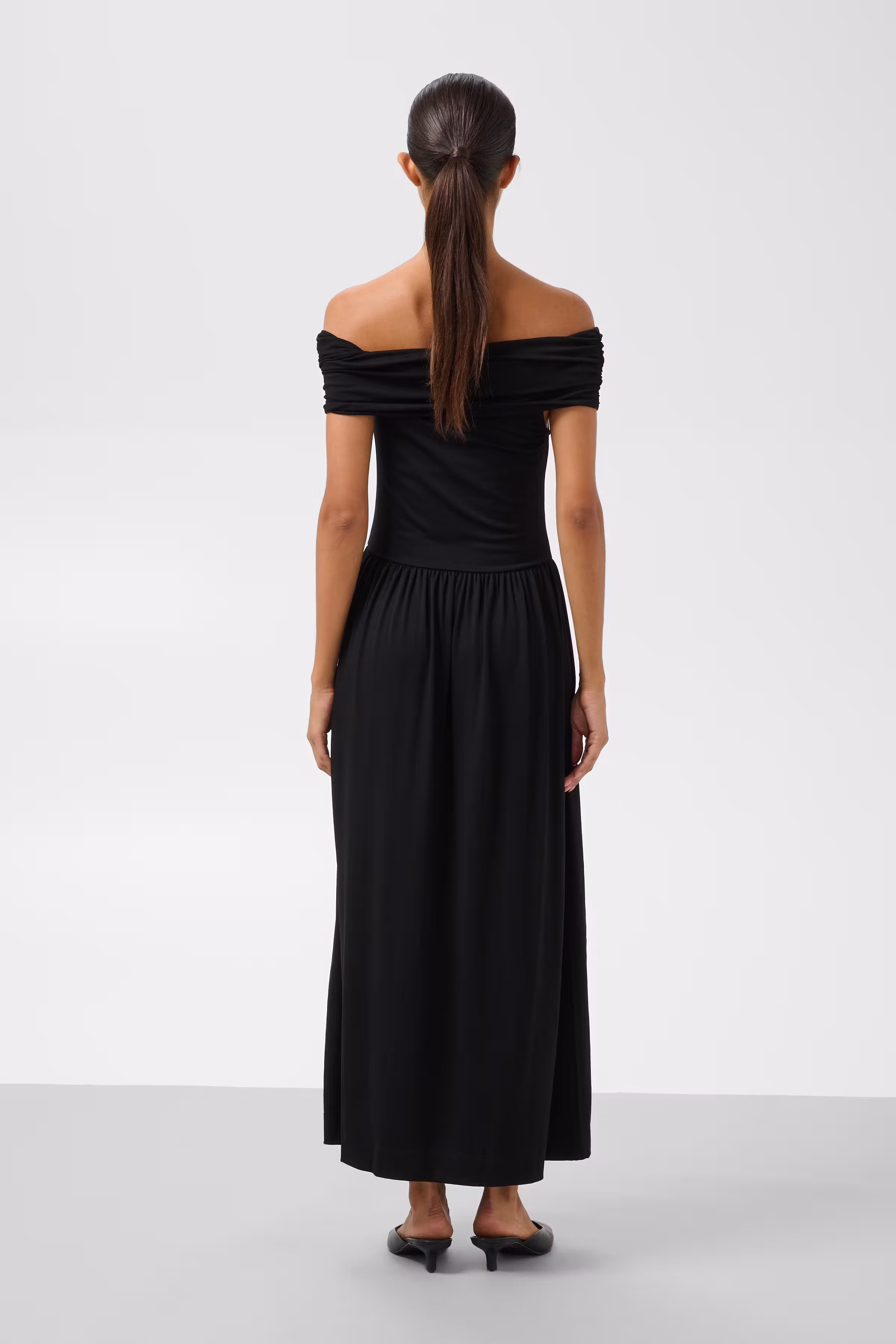 SLHanadi Kjole LOOKBOOK BACK 30408524-194008