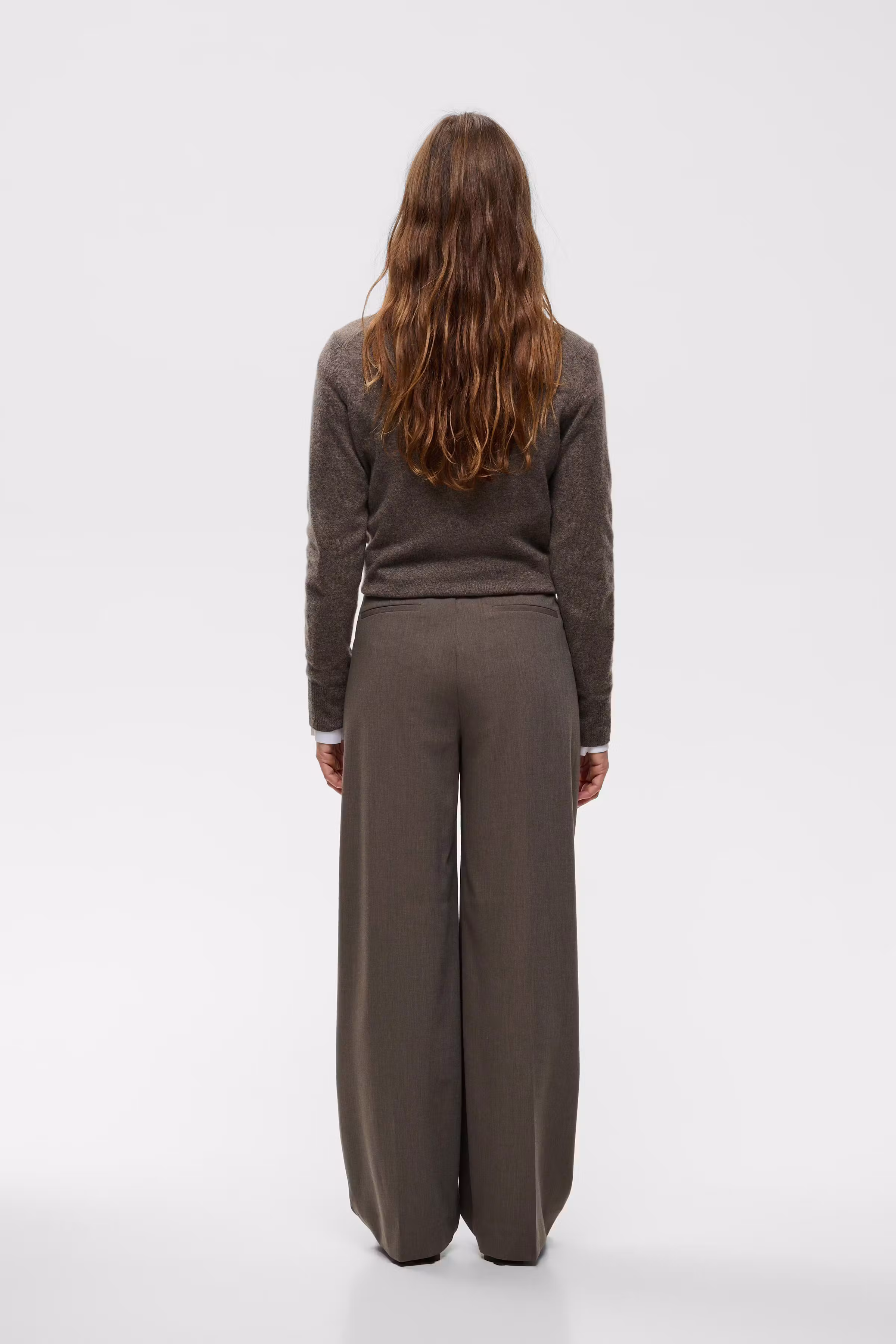 LOSANIW Trousers LOOKBOOK BACK 30113708-900022496