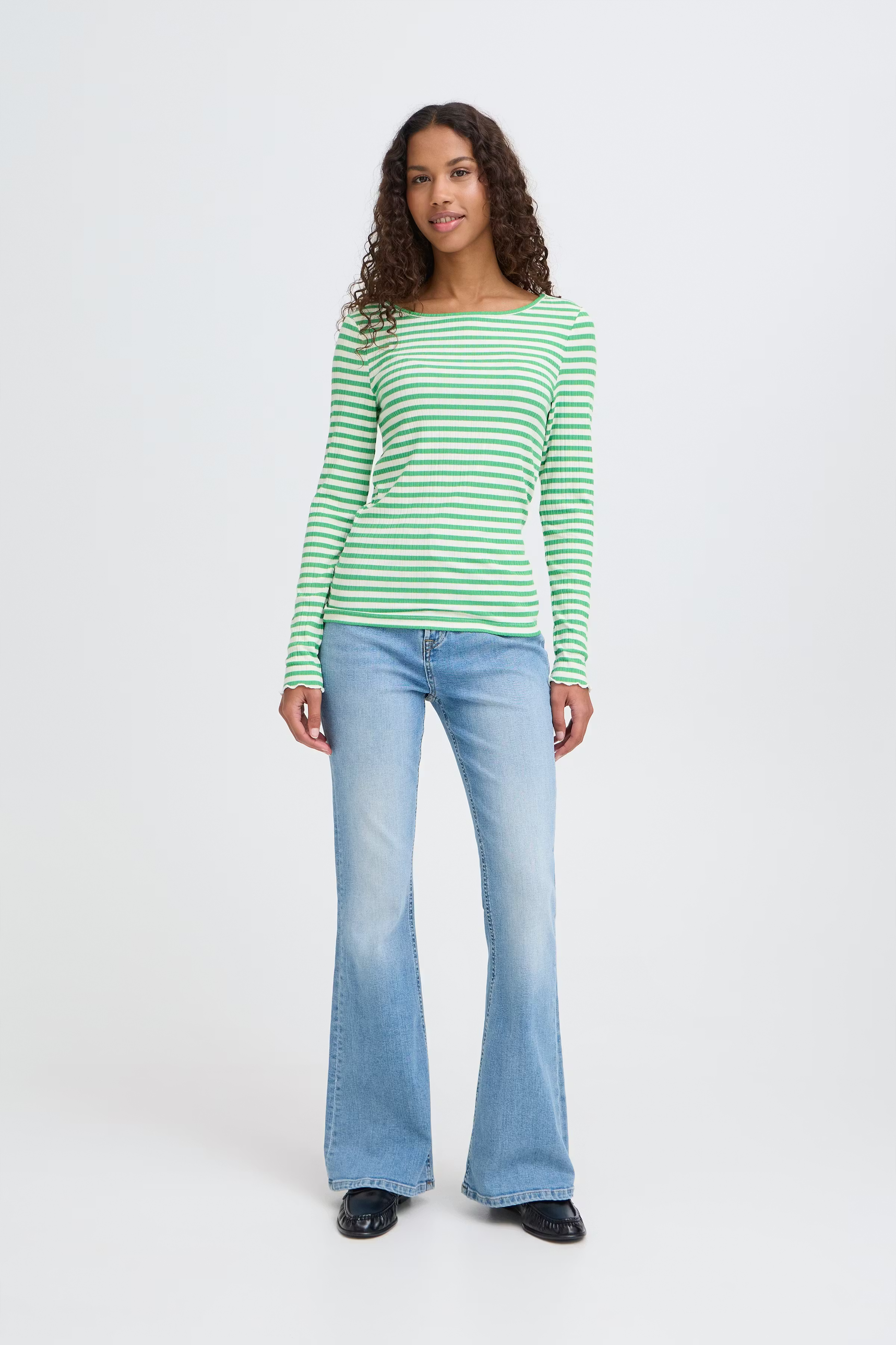 IHCELLA Langermet T-shirt LOOKBOOK FRONT 20122819-900004588